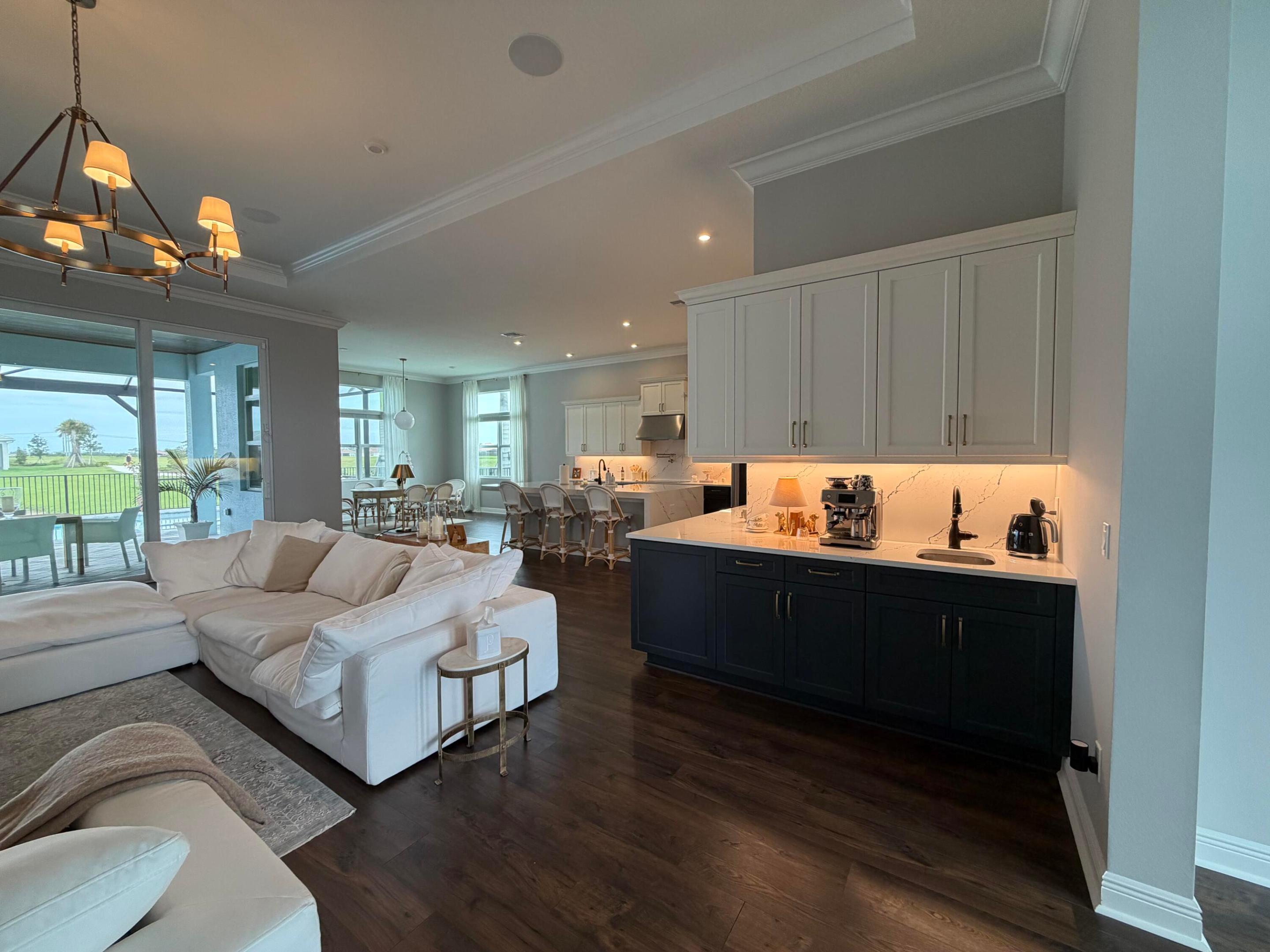 VERANO SOUTH PUD 1 - POD D - PLAT NO. 4 - Residential Lease