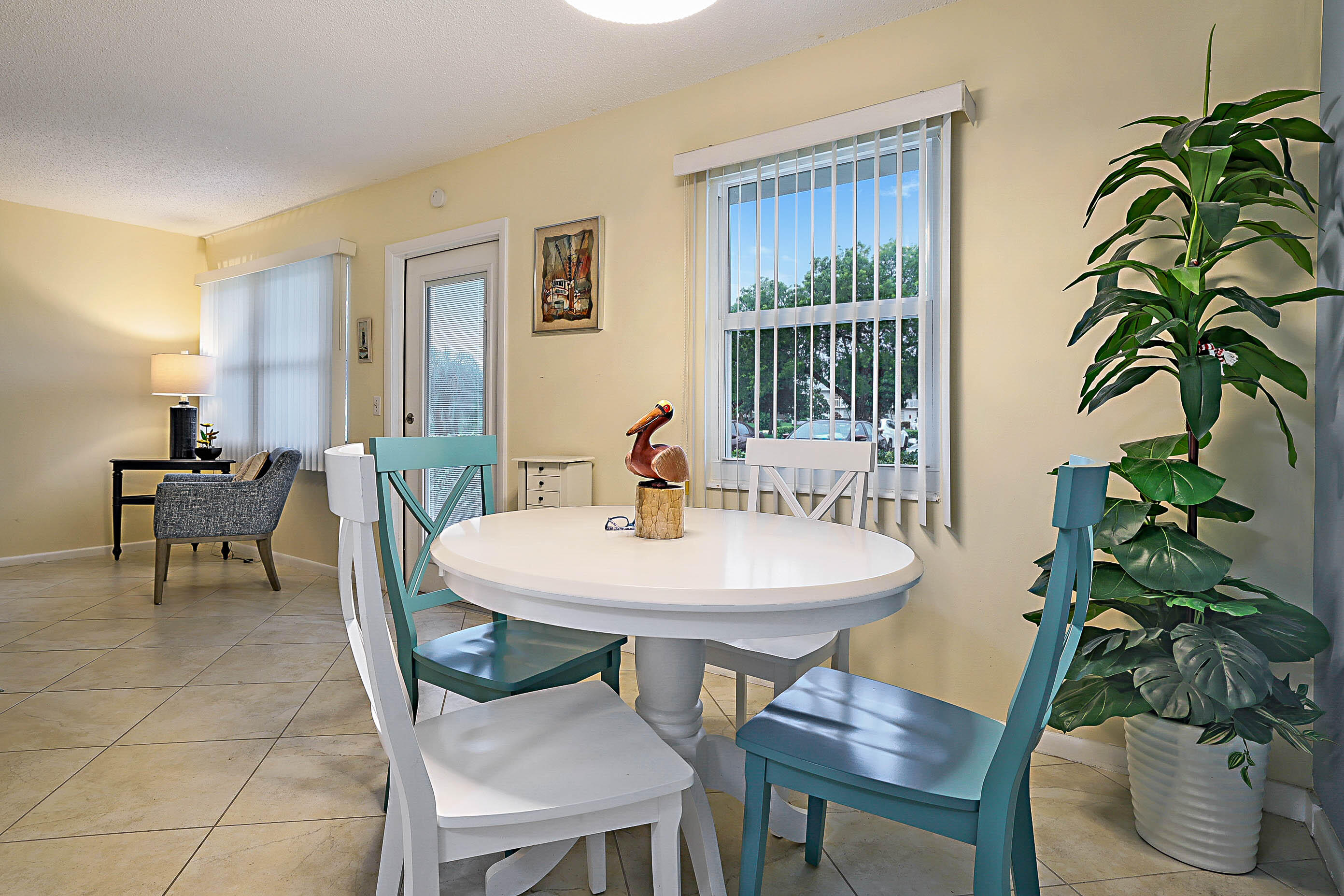 ELLESMERE B CONDO - Residential