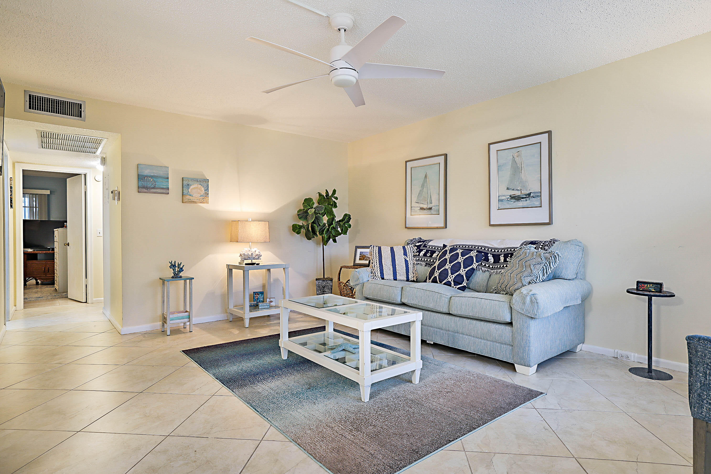 ELLESMERE B CONDO - Residential
