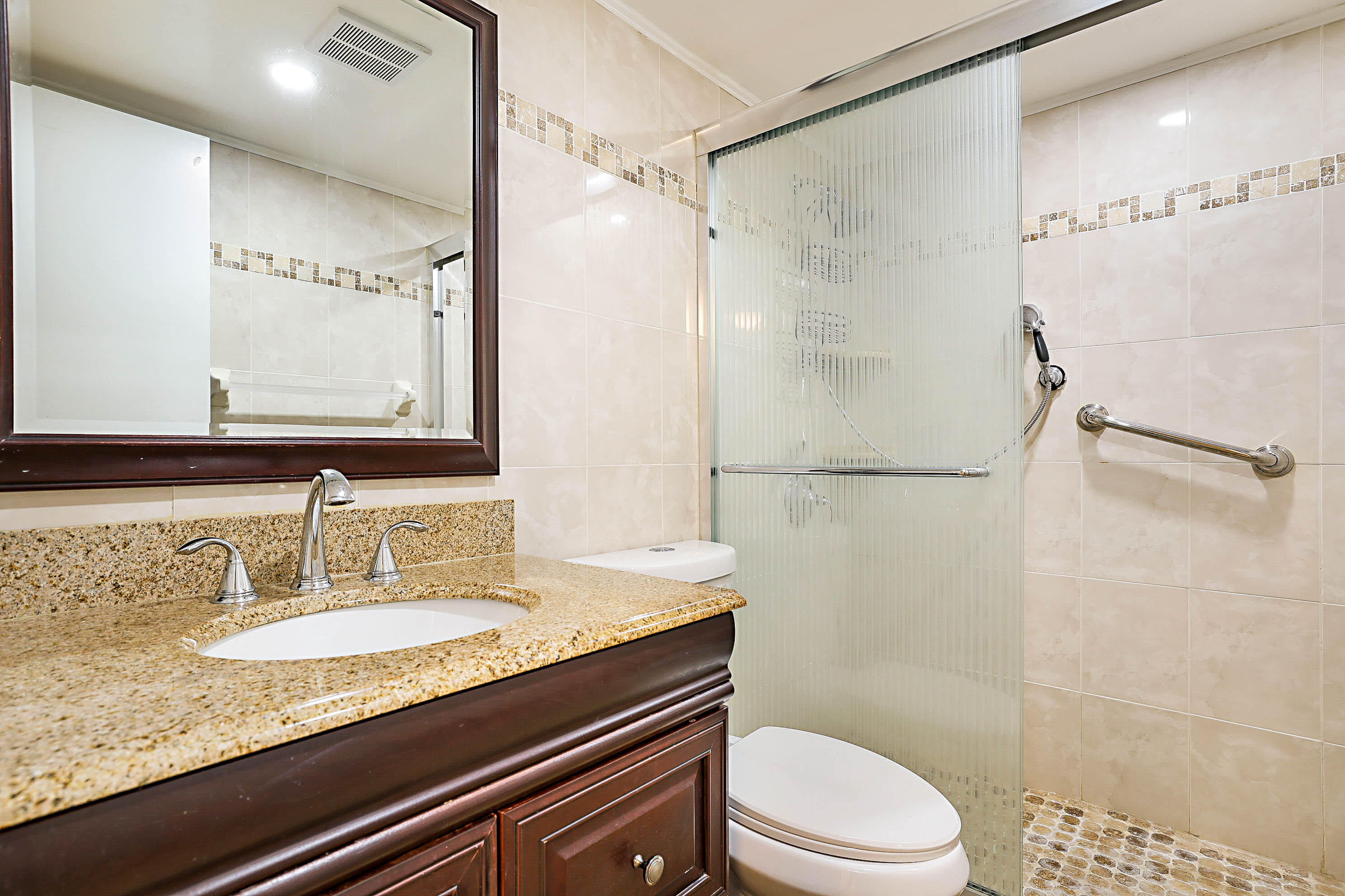 ELLESMERE B CONDO - Residential