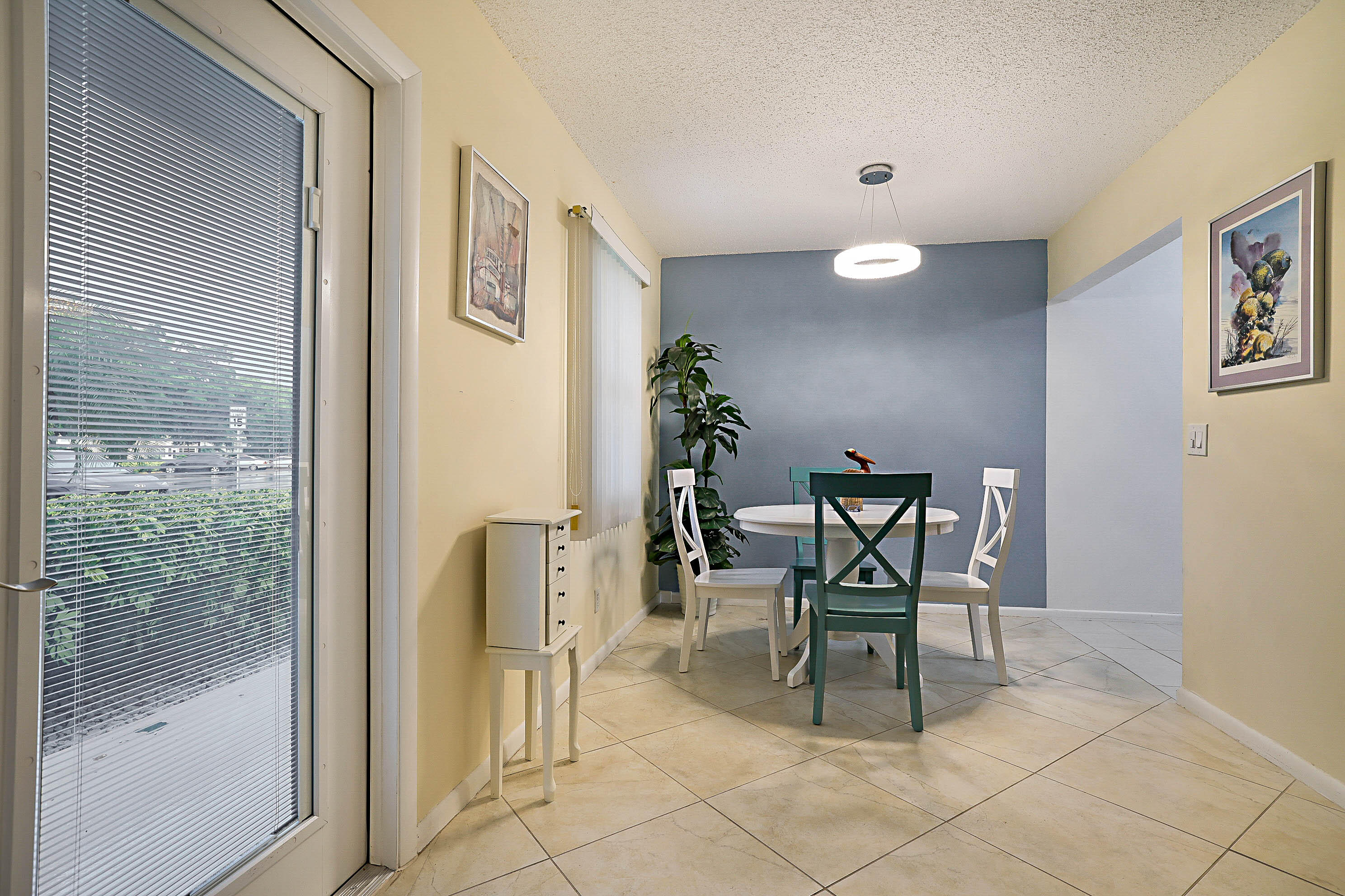 ELLESMERE B CONDO - Residential