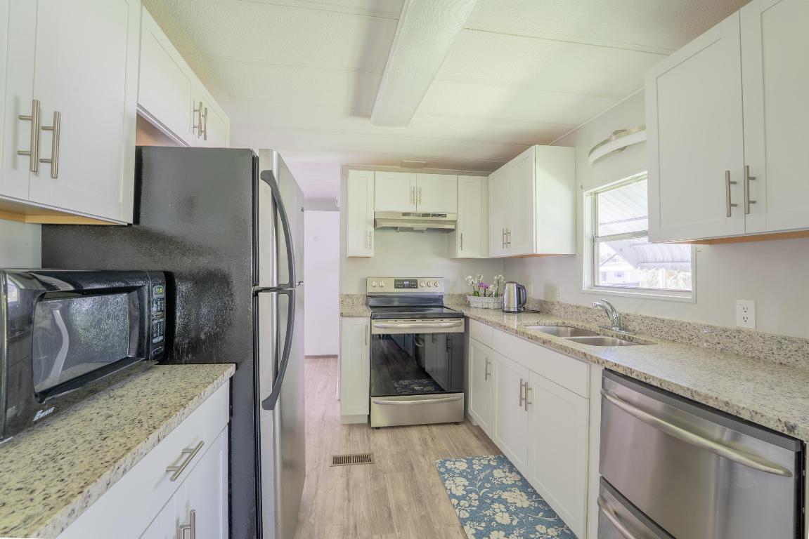 Spanish Lakes Golf Village - Residential