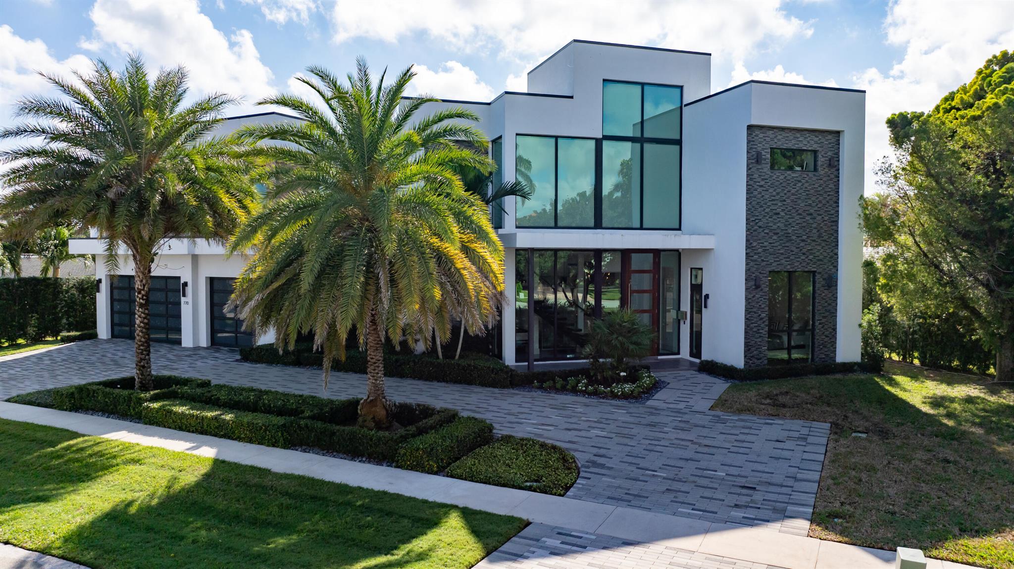 LAKE ROGERS ISLE UNIT C - Residential