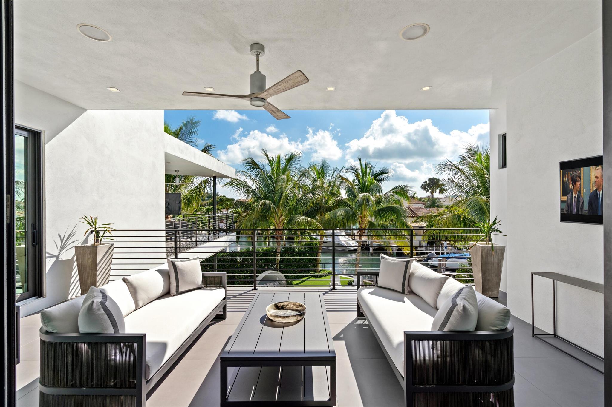 LAKE ROGERS ISLE UNIT C - Residential