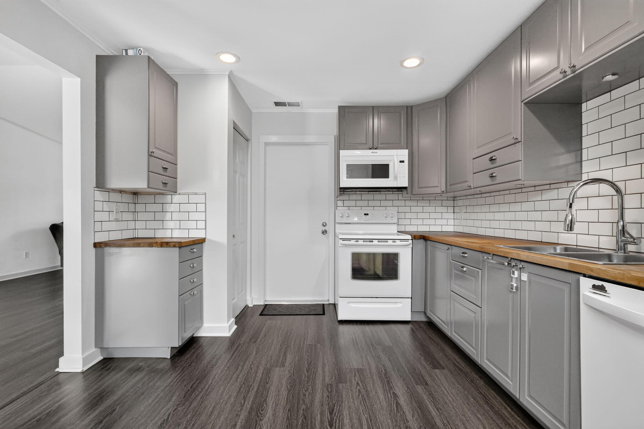 COUNTRYWOOD 4 - Residential