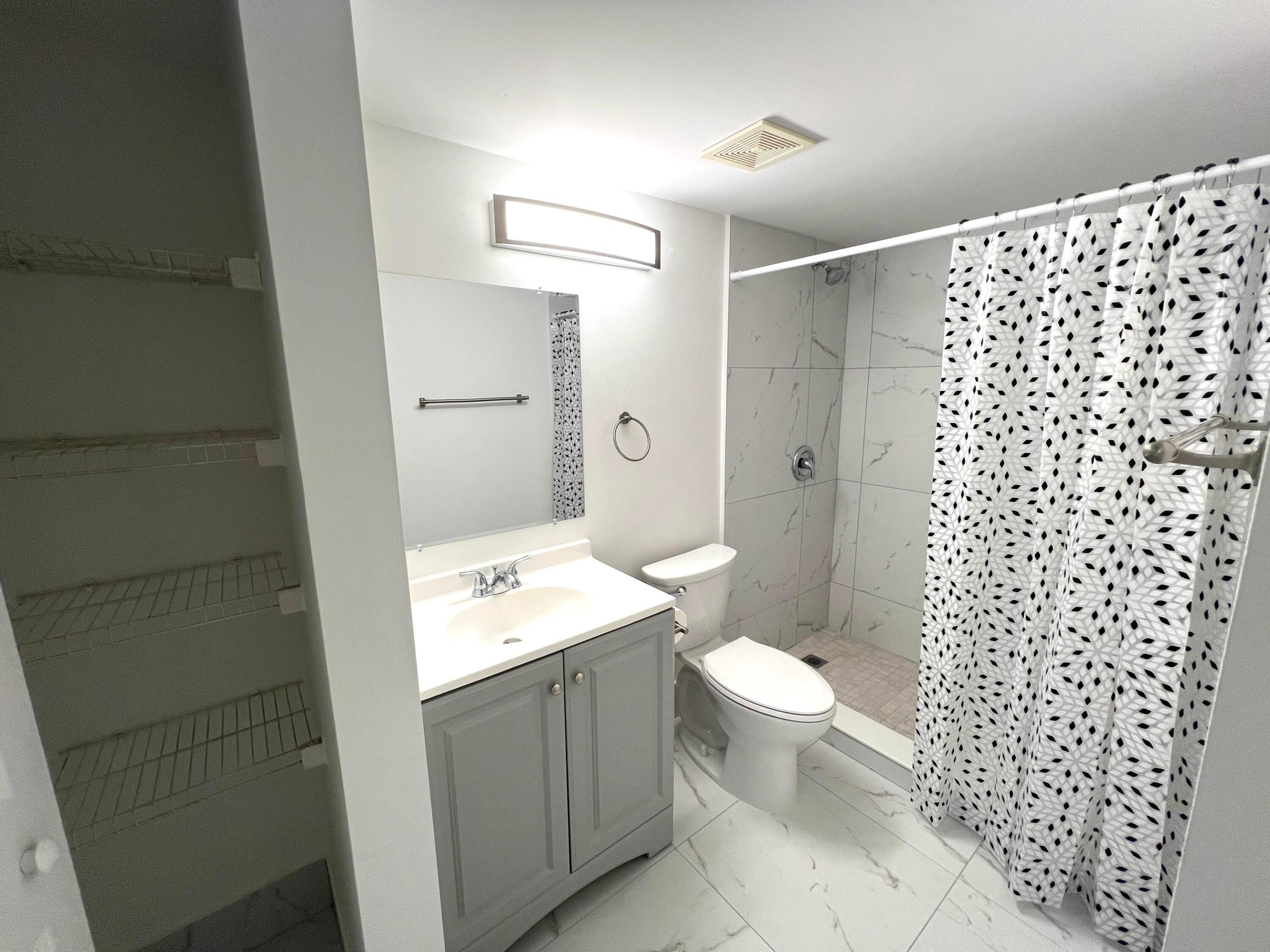 ST ANDREWS AT BOYNTON BEACH CONDO - Residential Lease