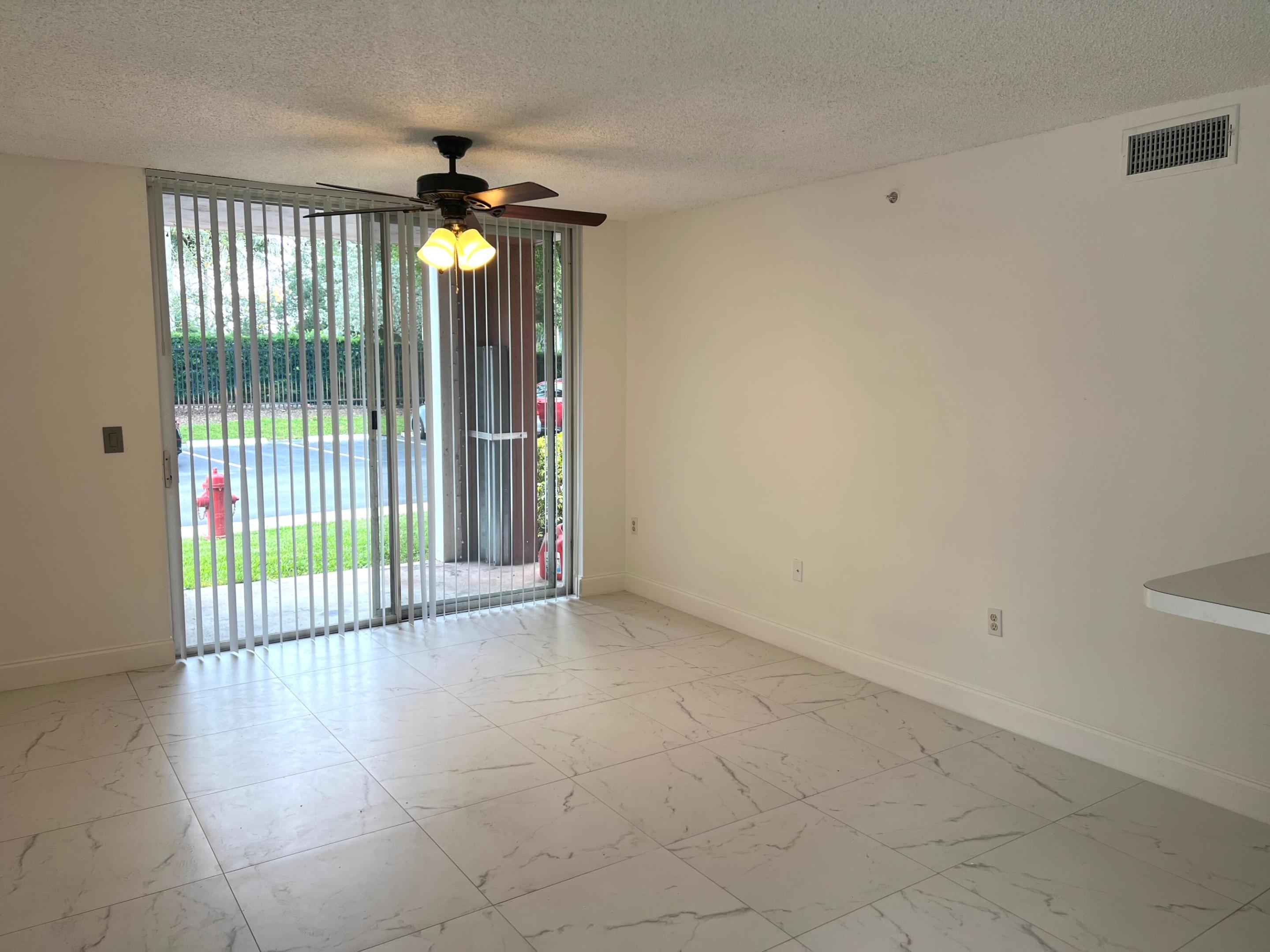 ST ANDREWS AT BOYNTON BEACH CONDO - Residential Lease