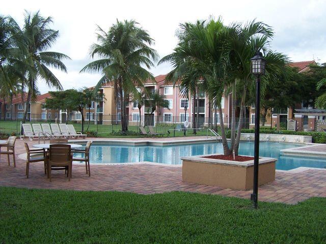 ST ANDREWS AT BOYNTON BEACH CONDO - Residential Lease