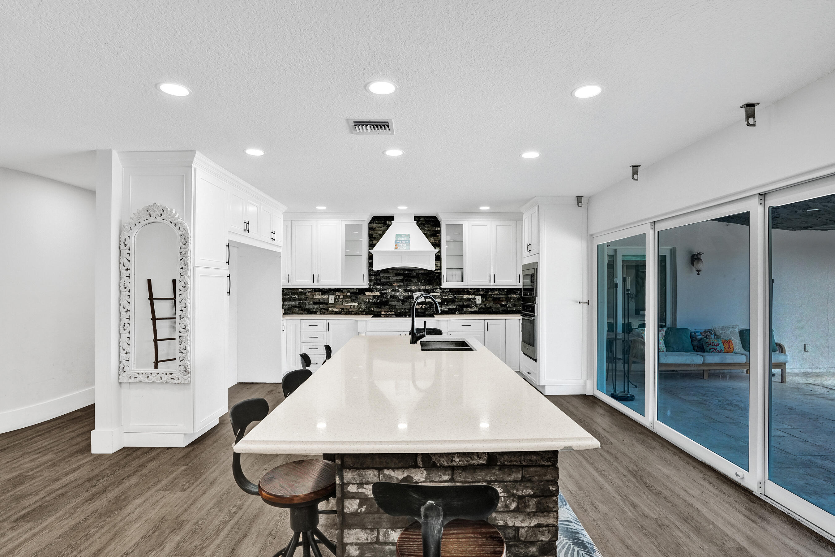 GOLDEN ISLES SEC - Residential Lease