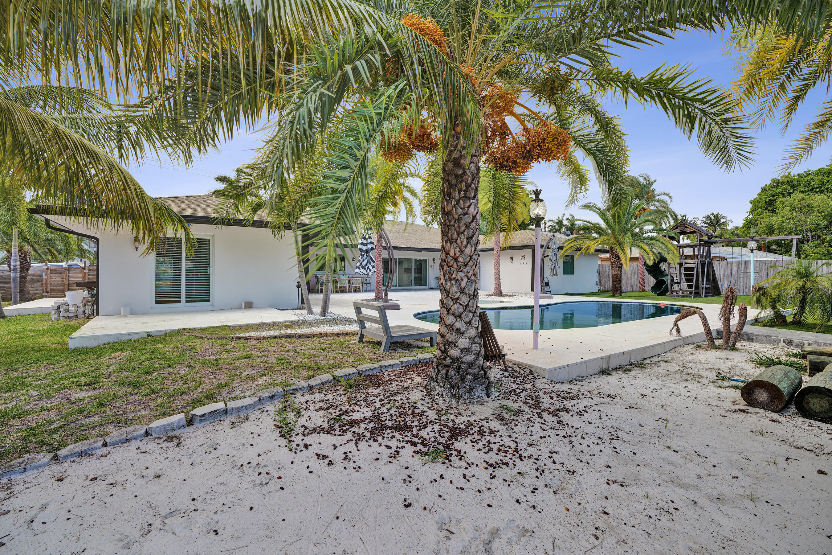 GOLDEN ISLES SEC - Residential Lease