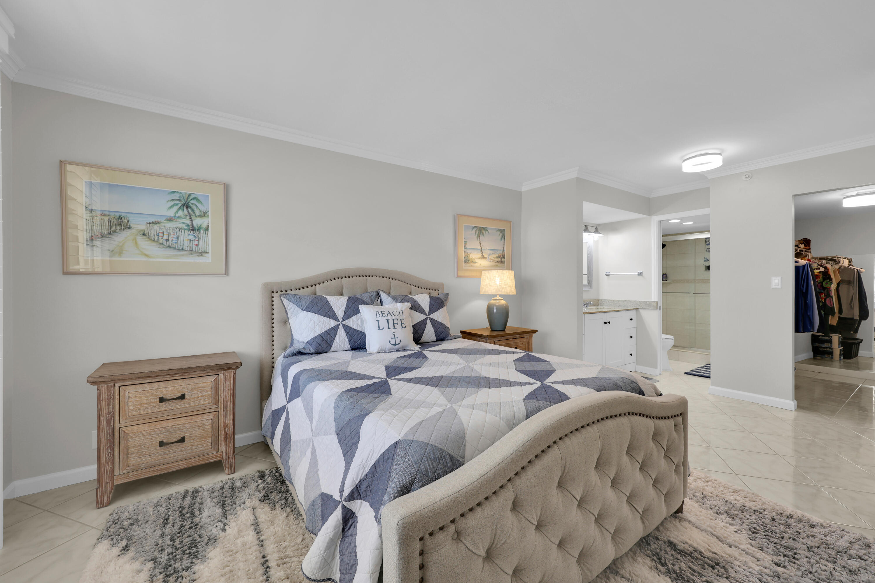 OCEAN TRAIL CONDO IV - Residential