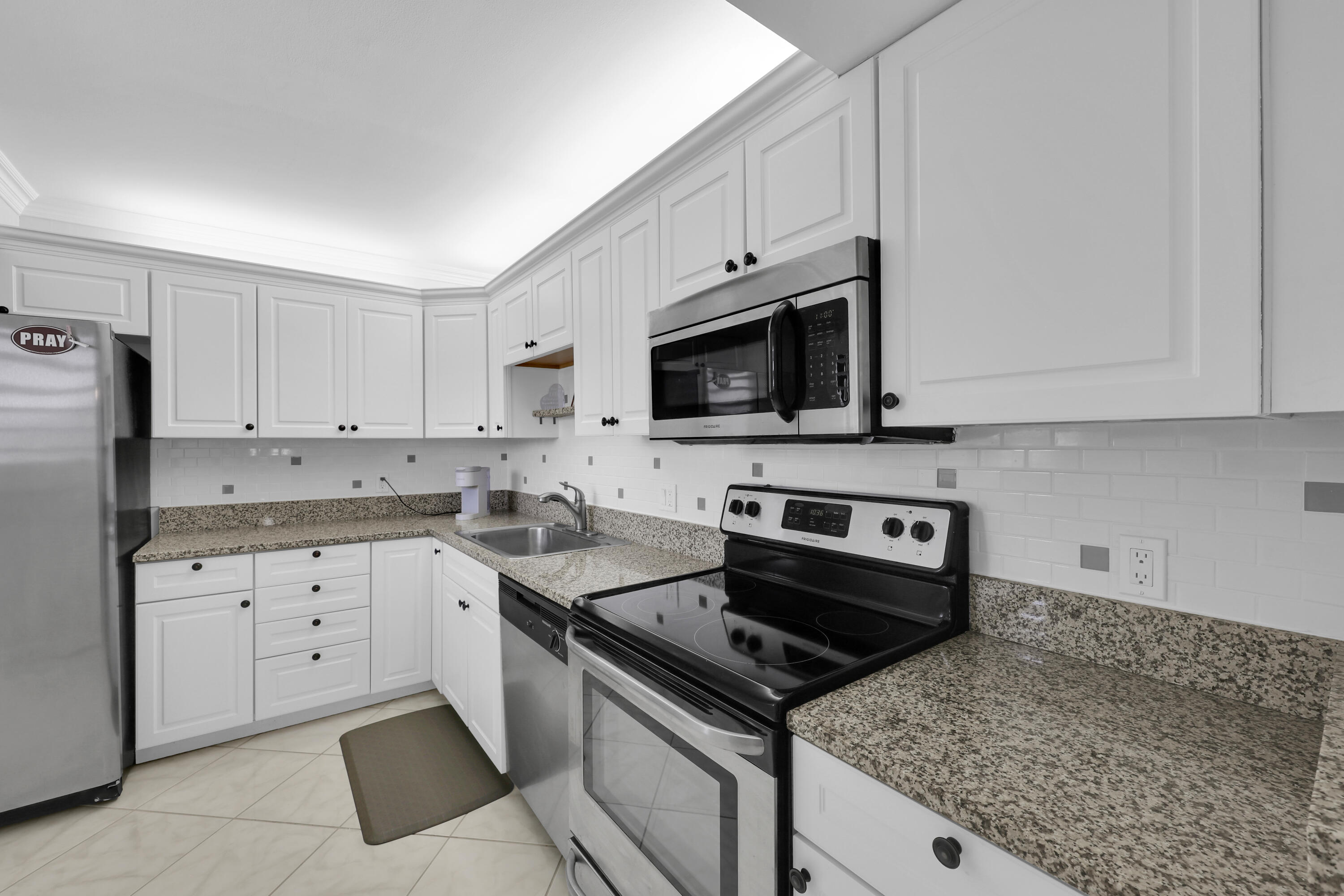 OCEAN TRAIL CONDO IV - Residential