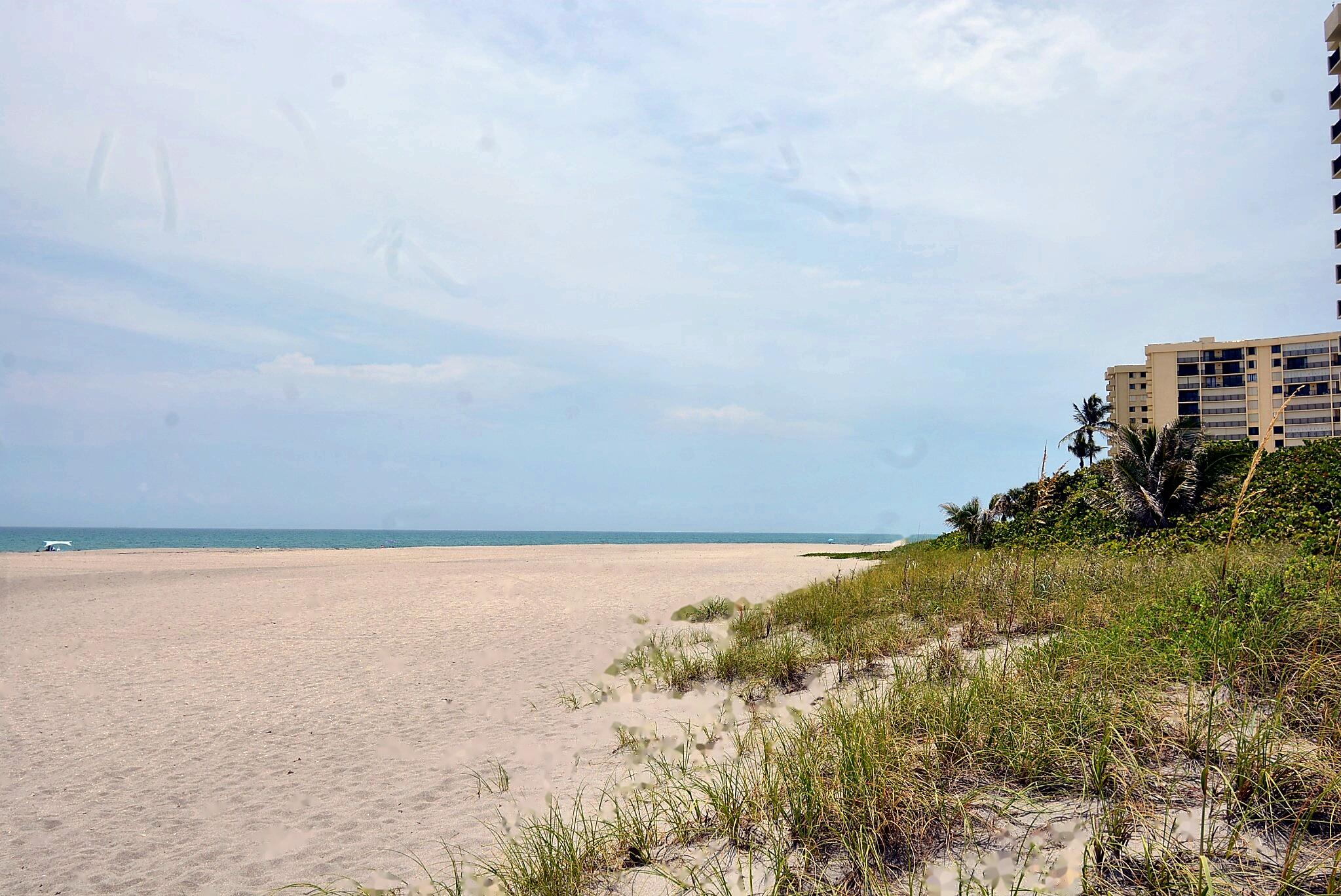OCEAN TRAIL CONDO IV - Residential