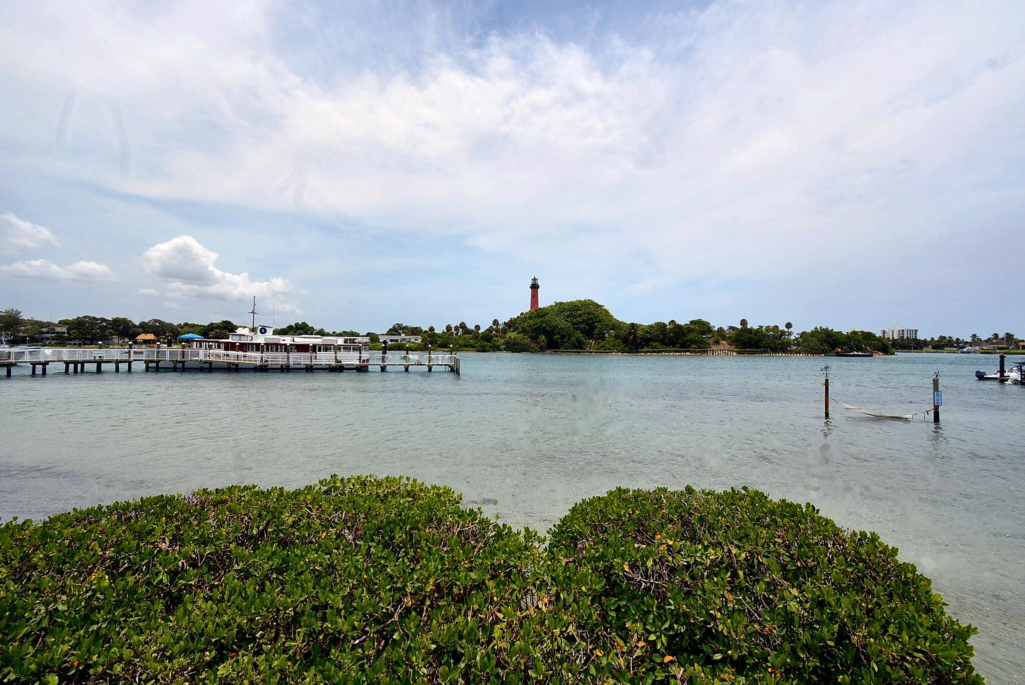 OCEAN TRAIL CONDO IV - Residential