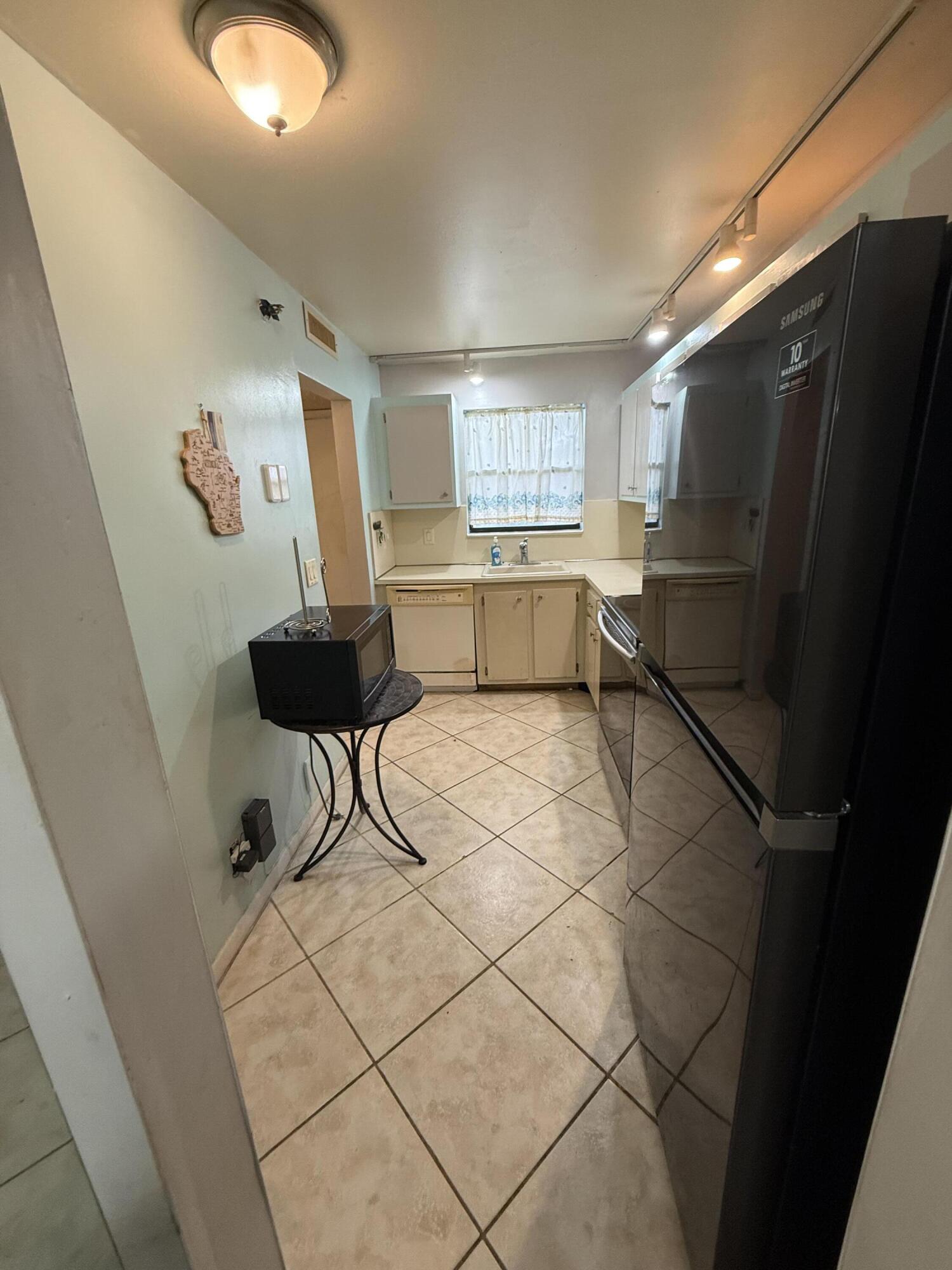 SUNRISE OF PALM BEACH CONDO 1,2,3,4, 14 AND 17 - Residential