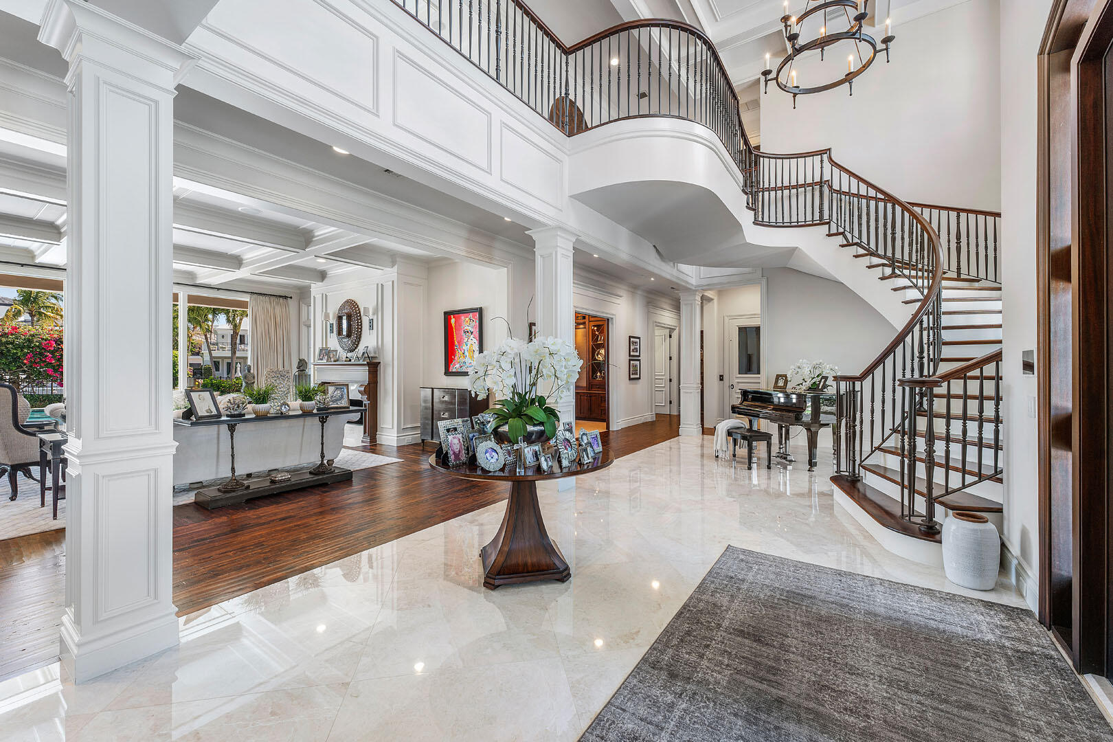 ROYAL PALM YACHT & COUNTRY CLUB - Residential