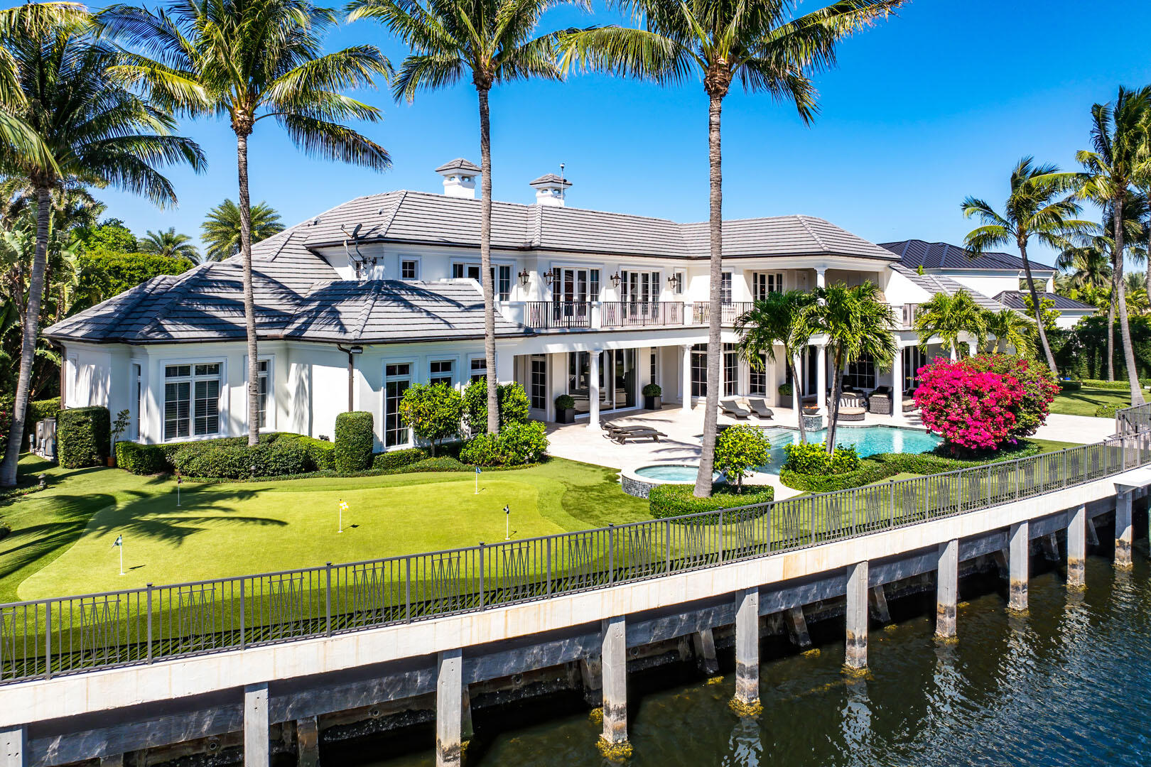 ROYAL PALM YACHT & COUNTRY CLUB - Residential