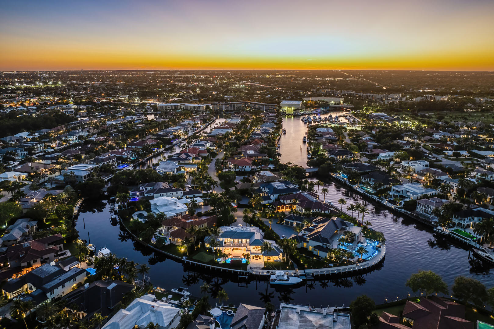 ROYAL PALM YACHT & COUNTRY CLUB - Residential