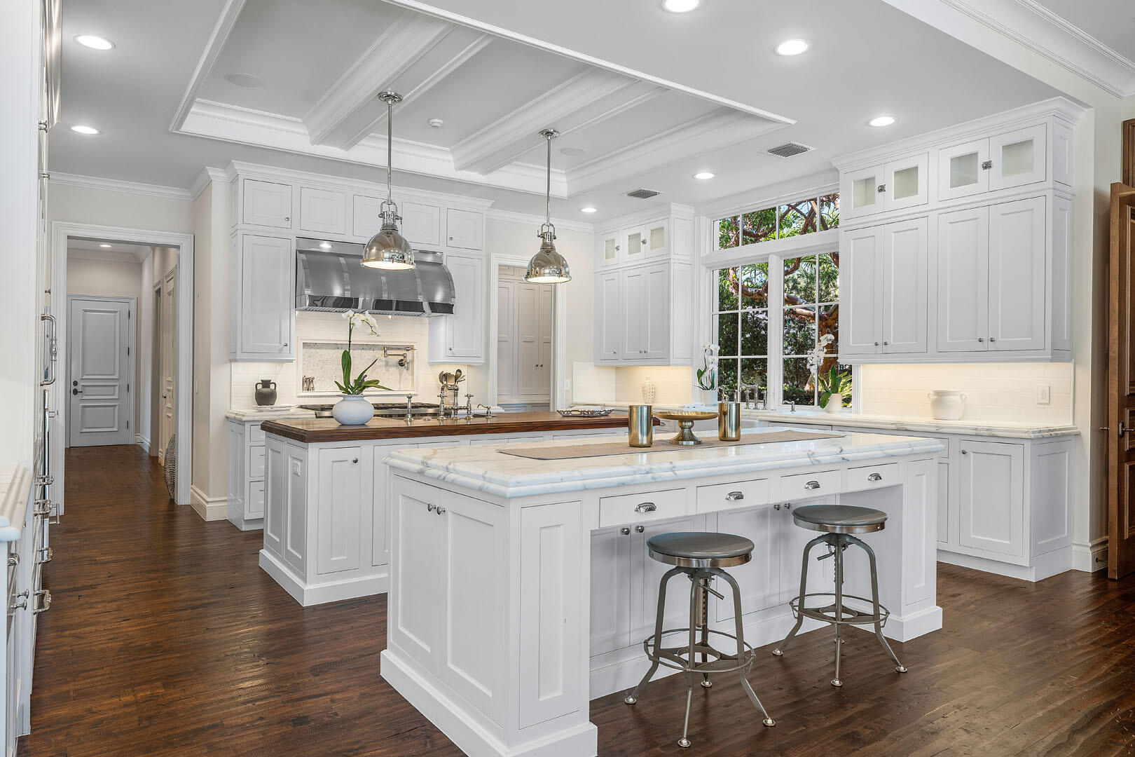 ROYAL PALM YACHT & COUNTRY CLUB - Residential