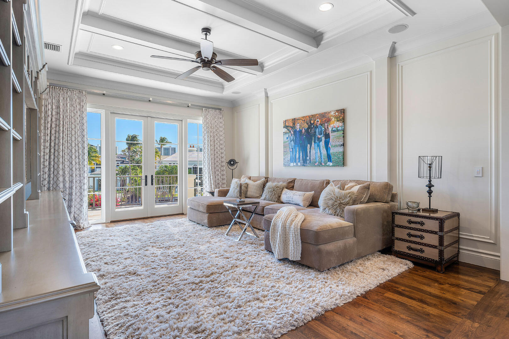 ROYAL PALM YACHT & COUNTRY CLUB - Residential