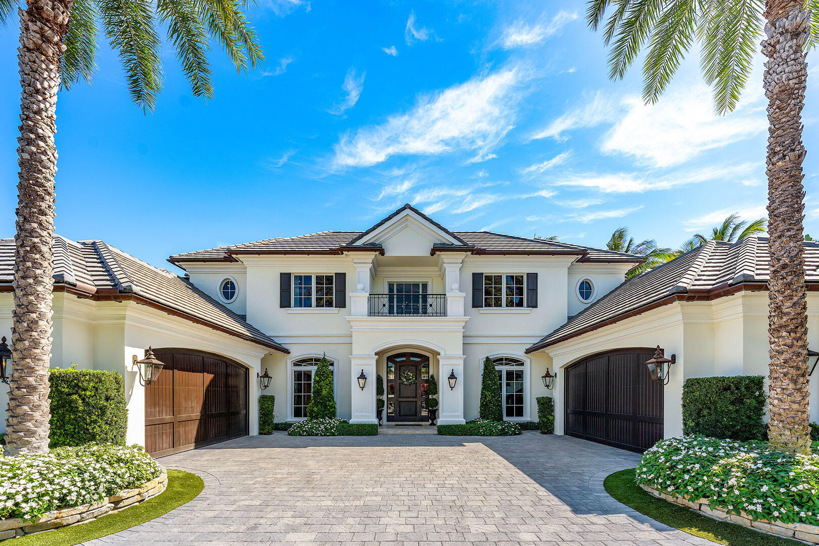 ROYAL PALM YACHT & COUNTRY CLUB - Residential