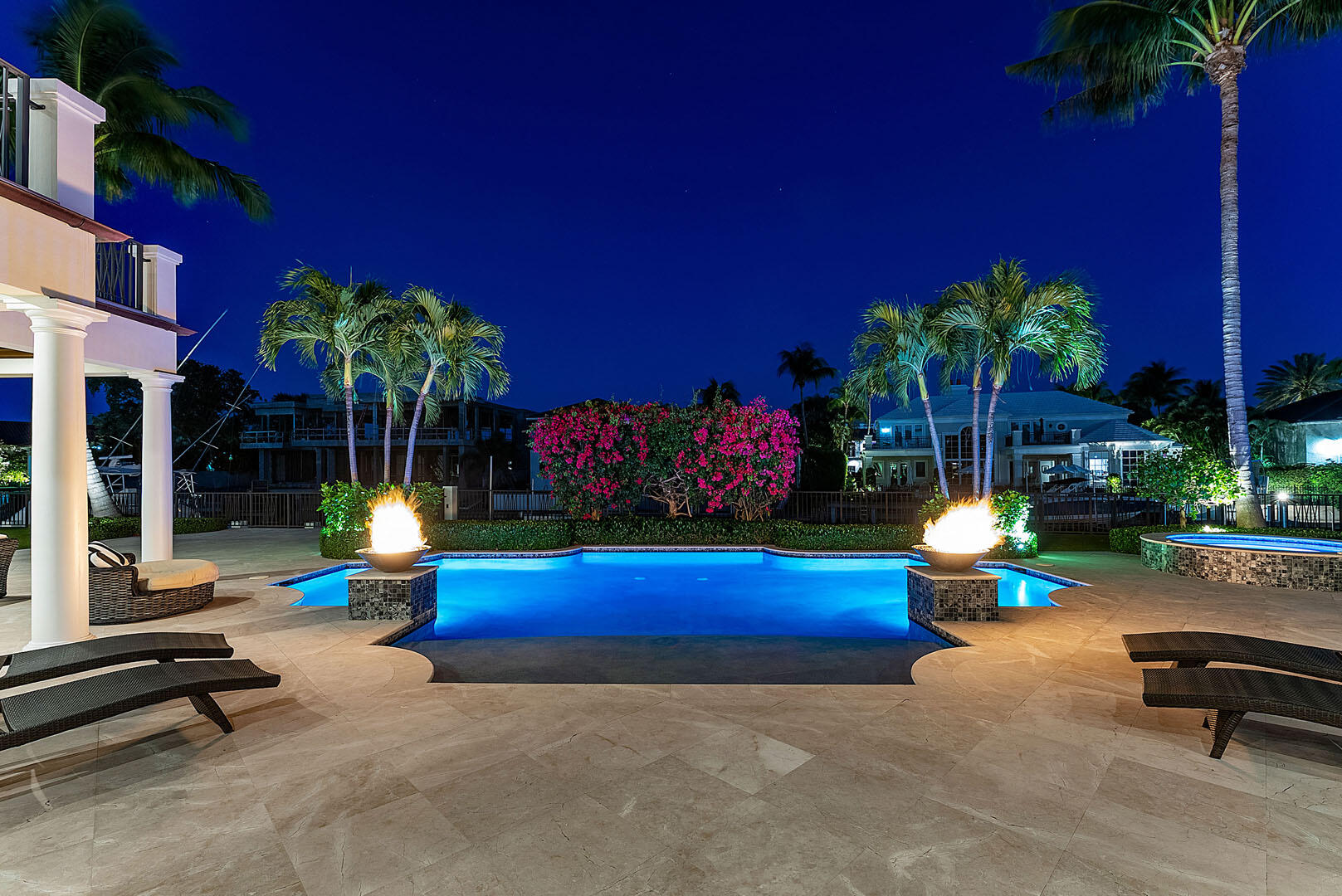 ROYAL PALM YACHT & COUNTRY CLUB - Residential