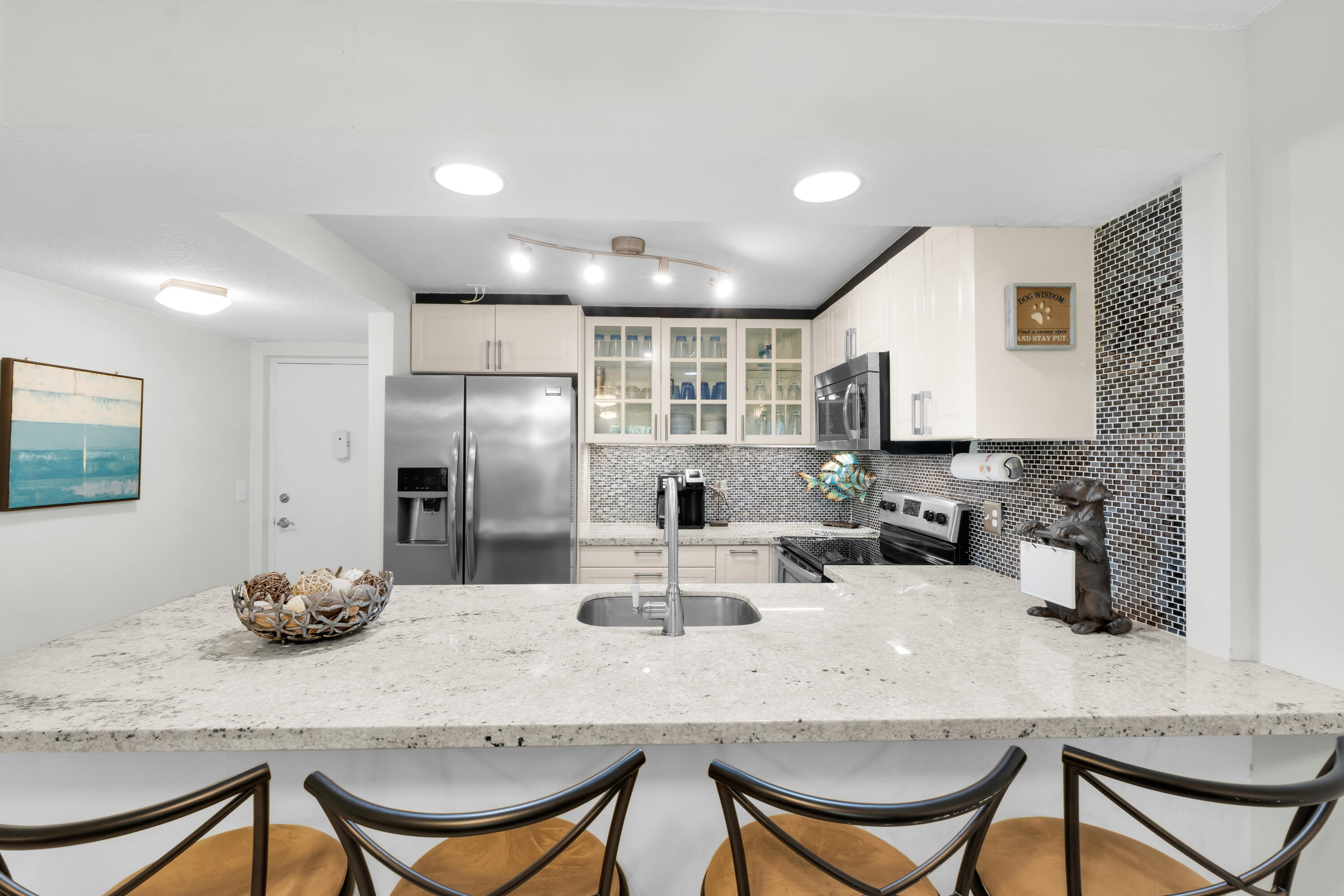 RIVER MANOR CONDO - Residential