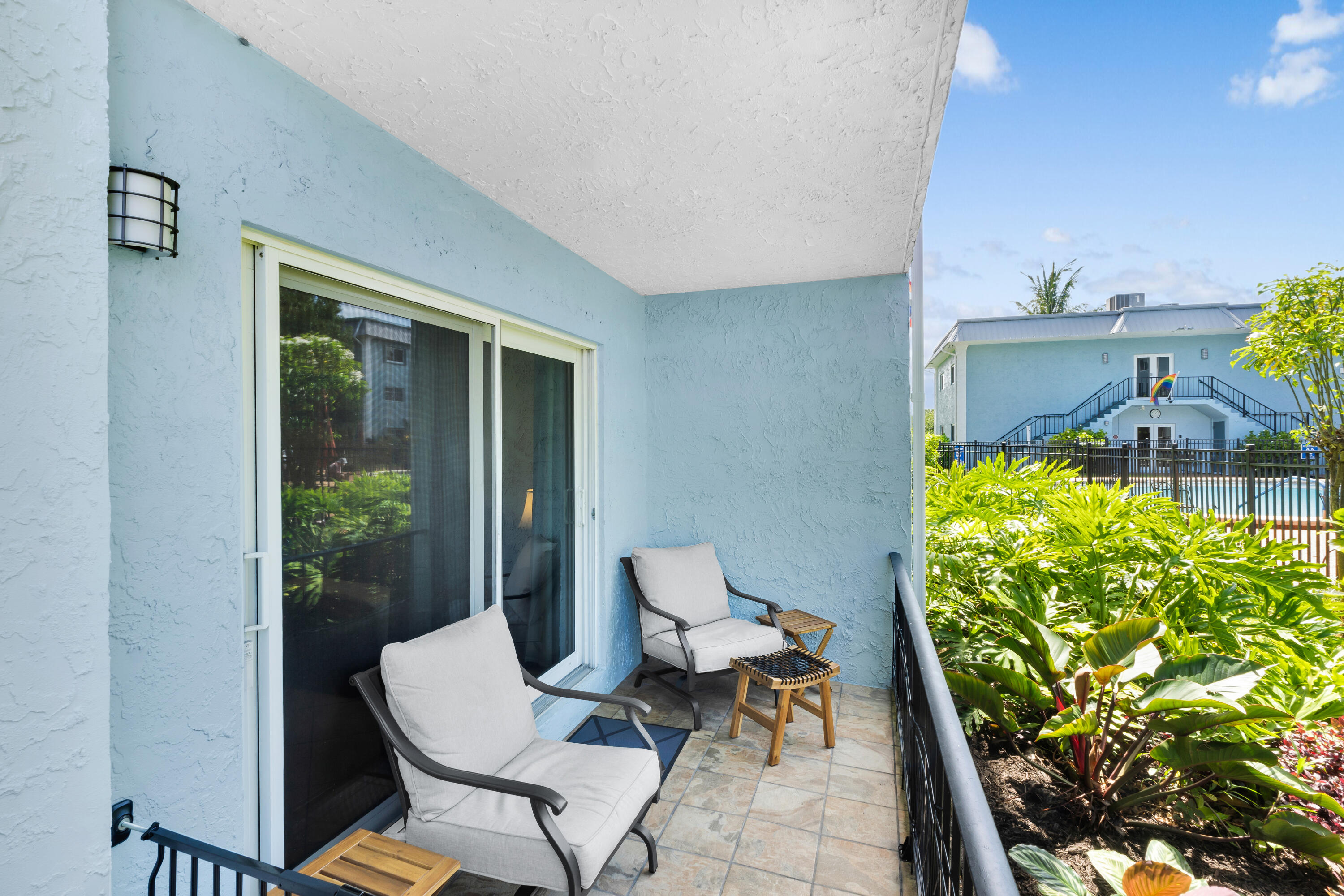 RIVER MANOR CONDO - Residential