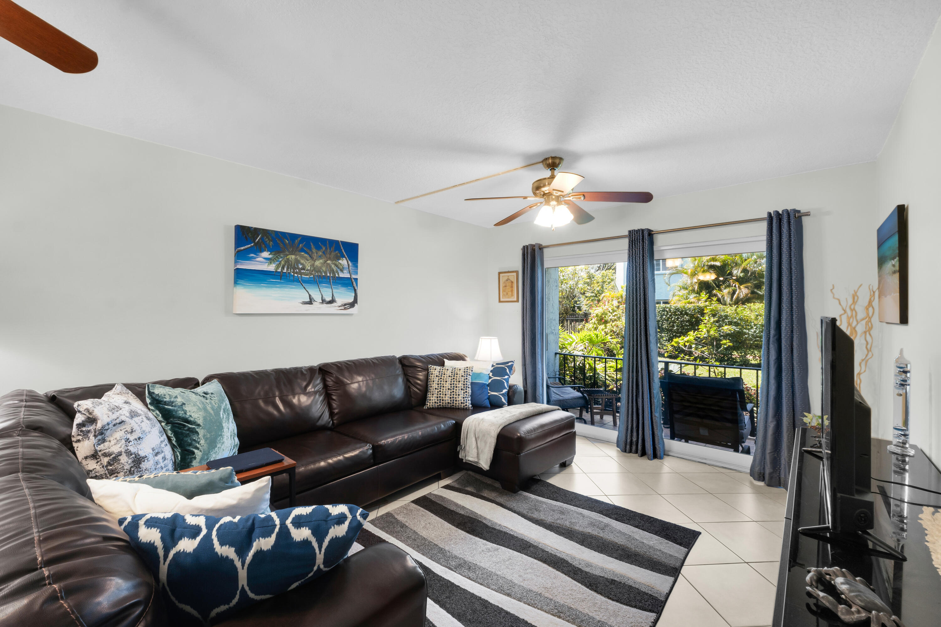 RIVER MANOR CONDO - Residential