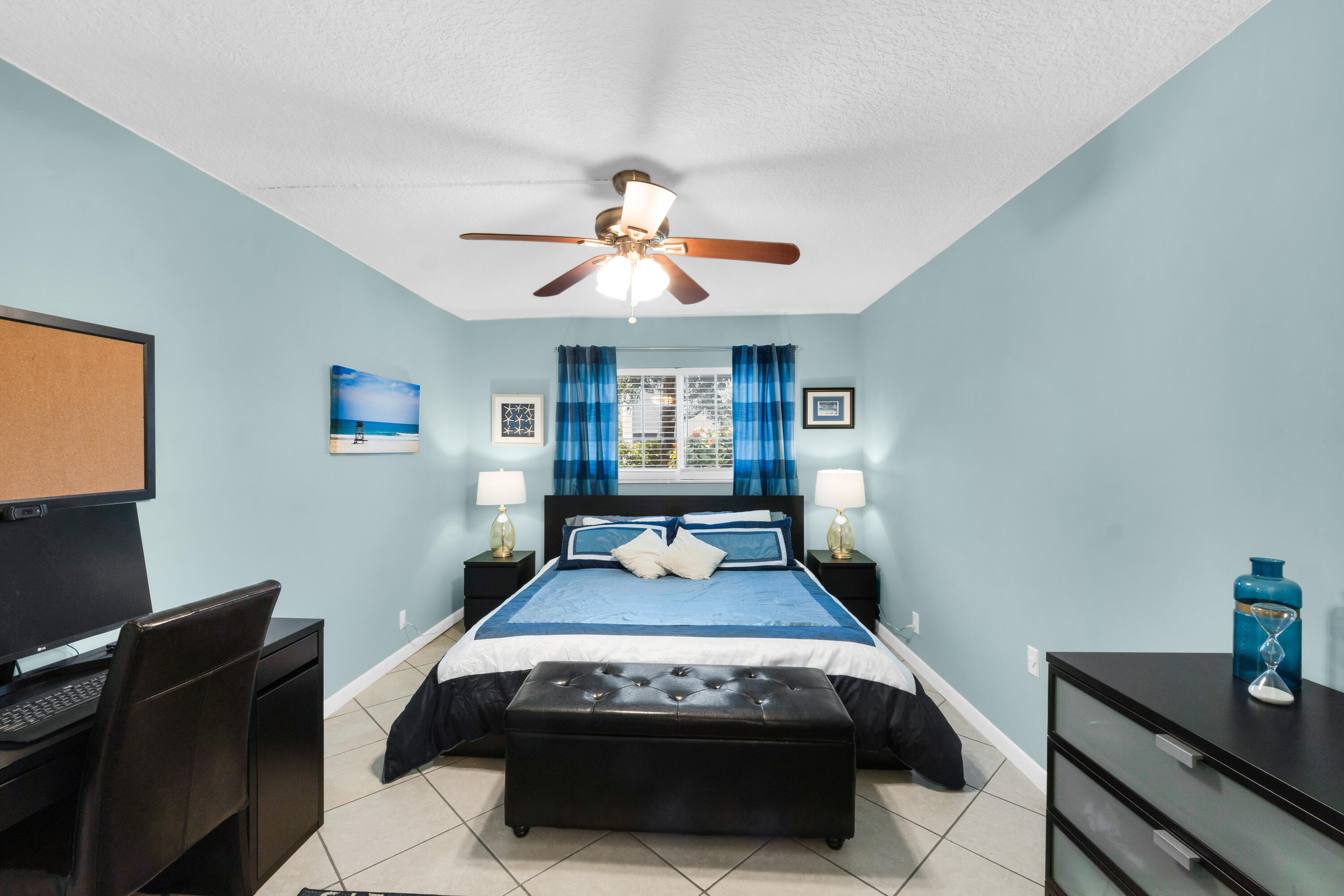 RIVER MANOR CONDO - Residential