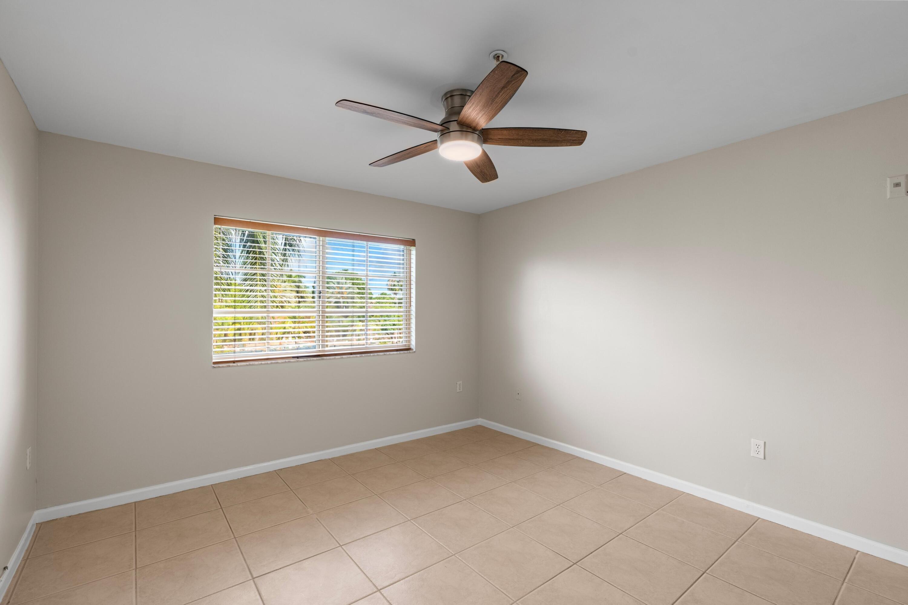 CARRINGTON AT COCONUT CREEK - Residential Lease