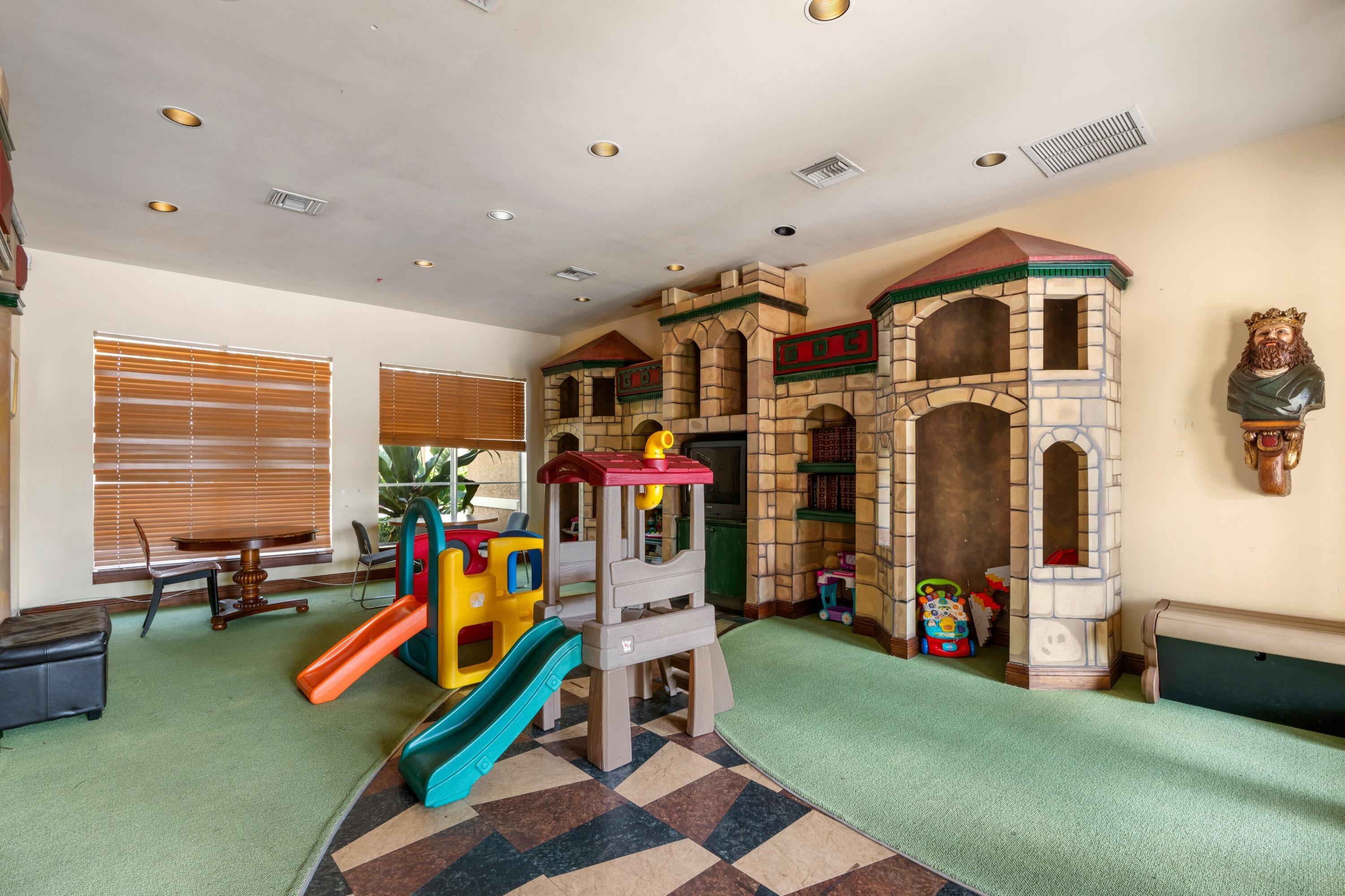 CARRINGTON AT COCONUT CREEK - Residential Lease