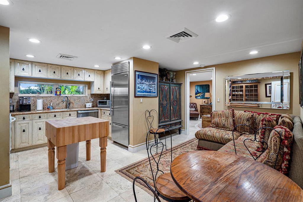 HILLSBORO MILE - Residential