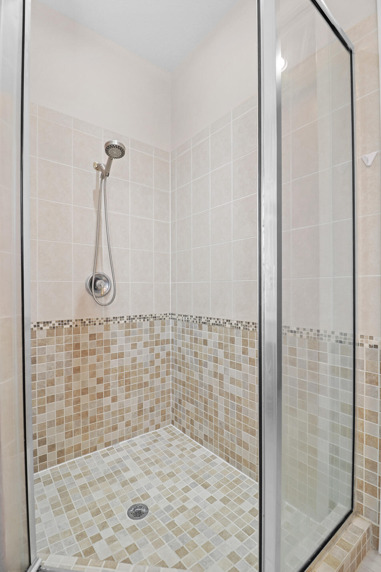 MARTINS CROSSING - Residential Lease