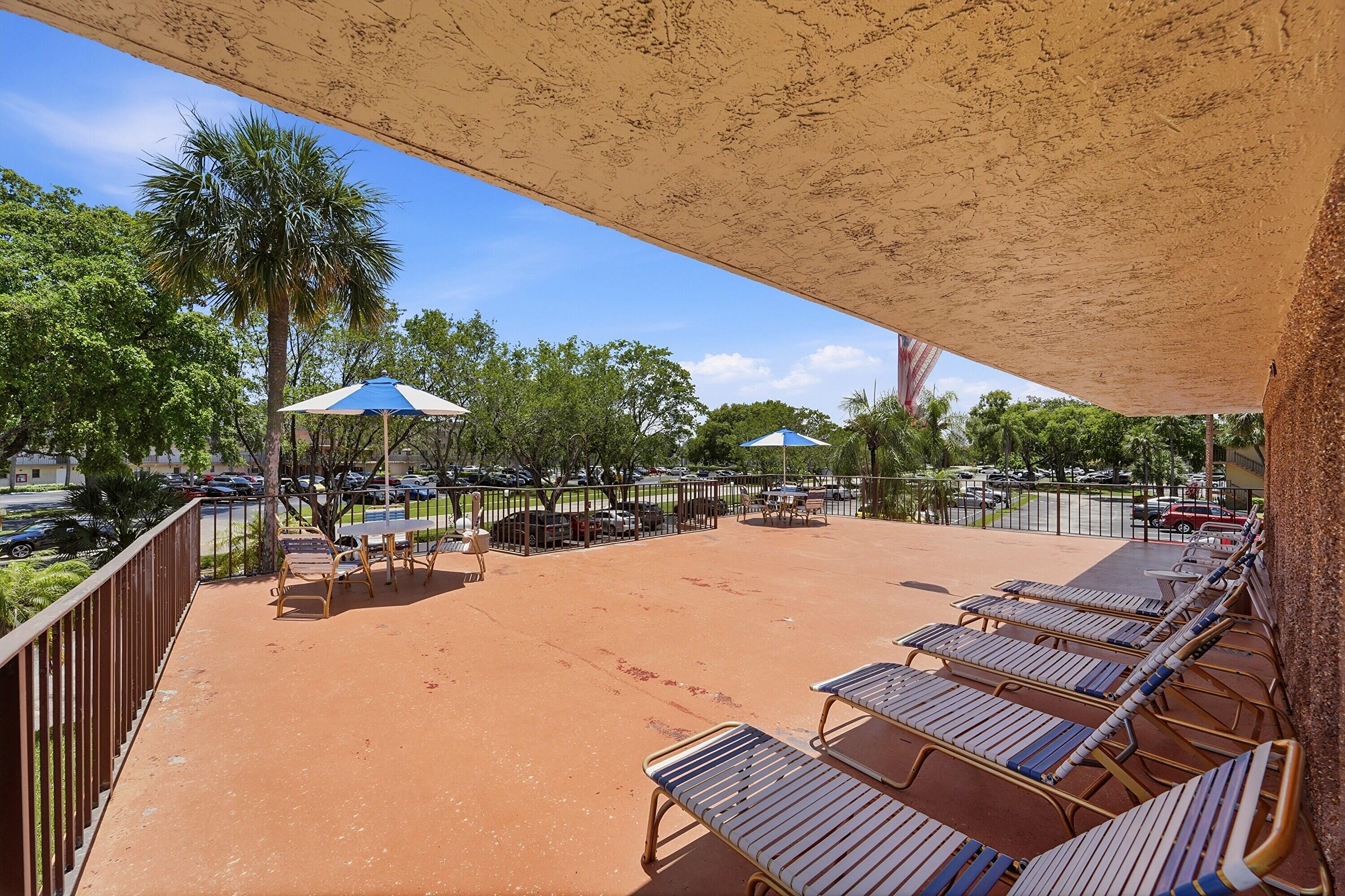 ISLE OF SANDALFOOT CONDO - Residential