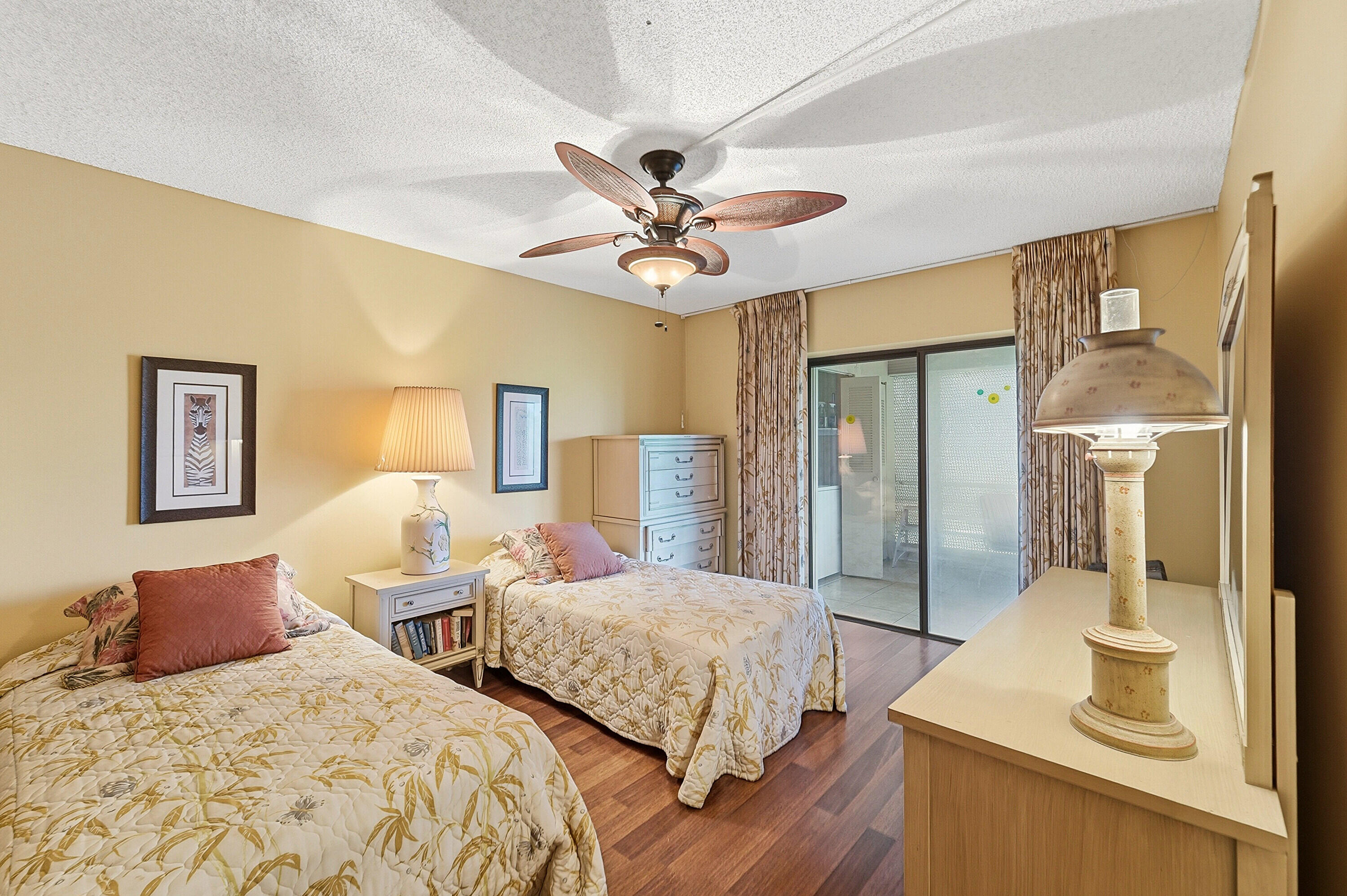 ISLE OF SANDALFOOT CONDO - Residential