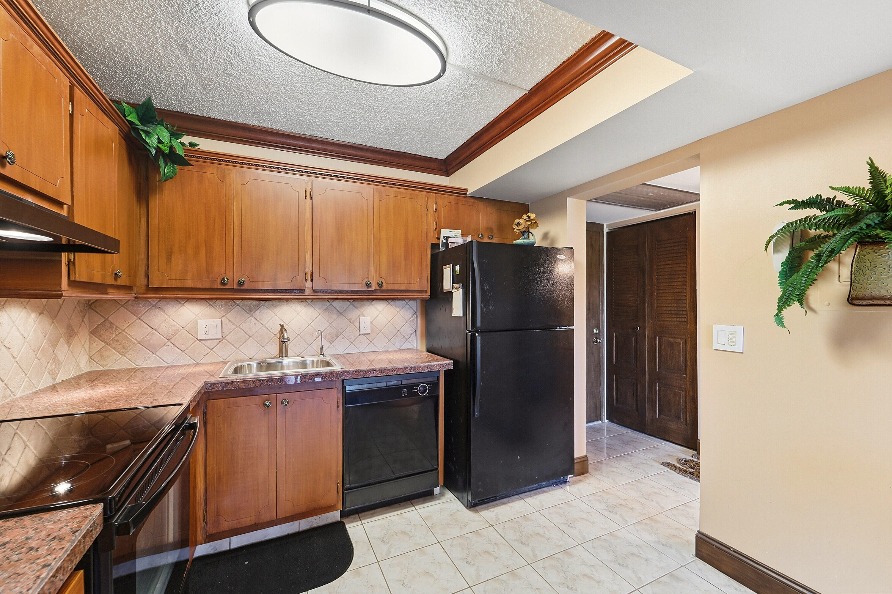 ISLE OF SANDALFOOT CONDO - Residential