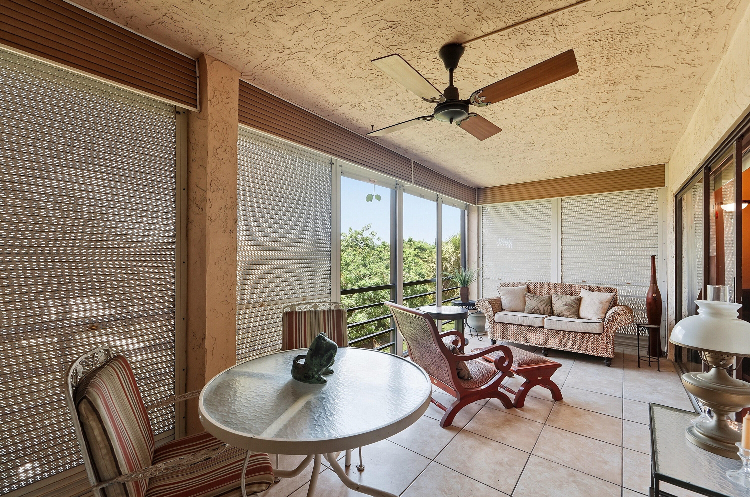 ISLE OF SANDALFOOT CONDO - Residential