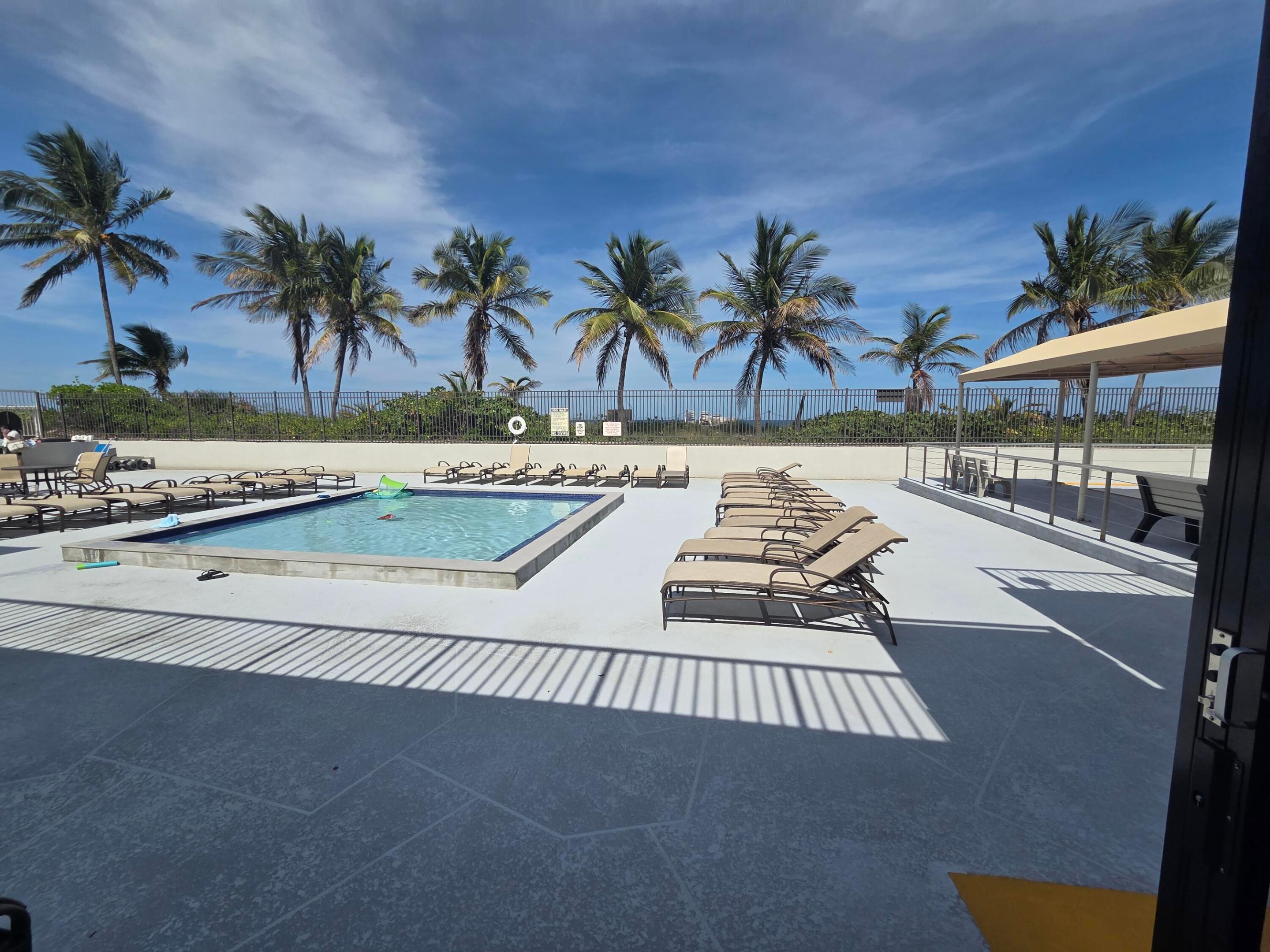 HEMISPHERES CONDO - Residential