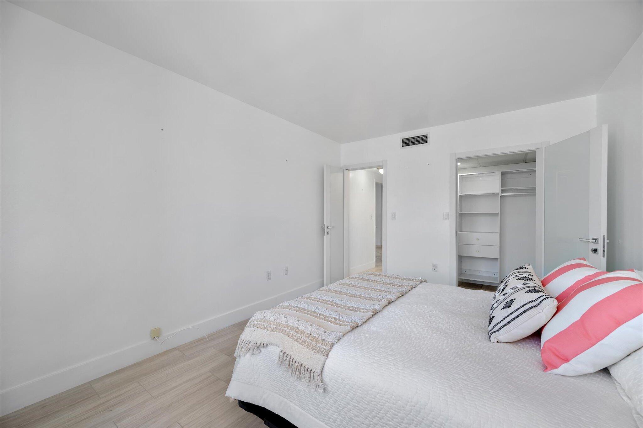 HEMISPHERES CONDO - Residential