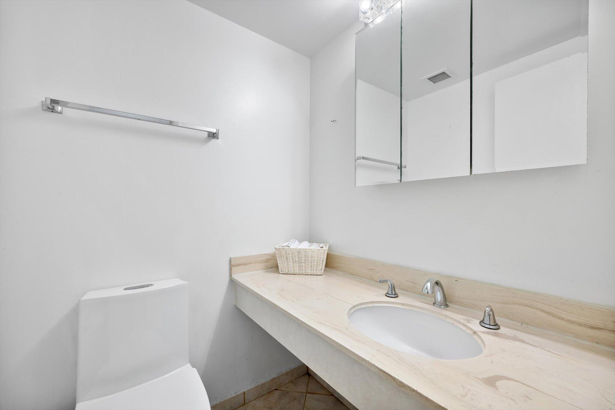 HEMISPHERES CONDO - Residential