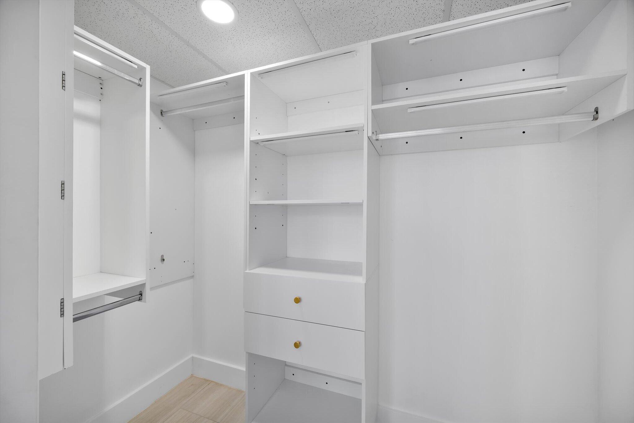 HEMISPHERES CONDO - Residential