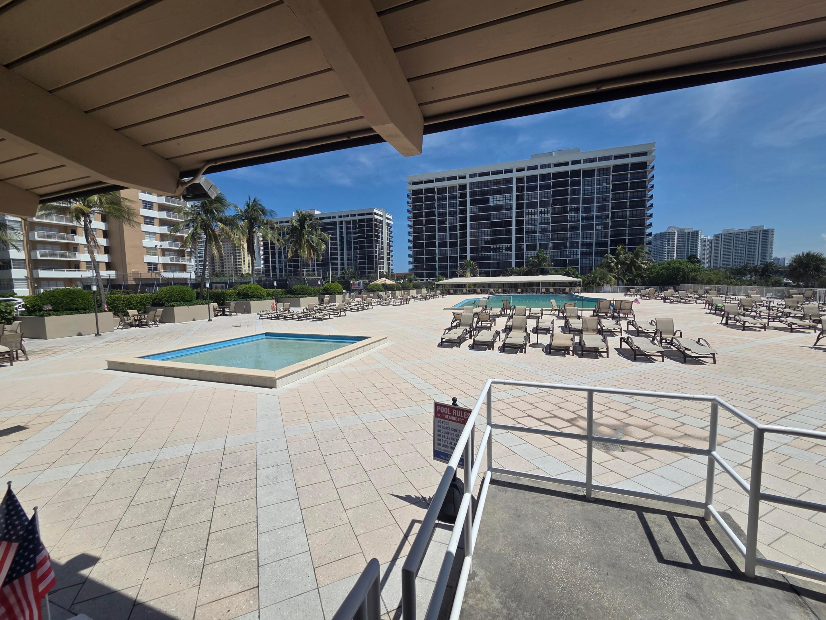 HEMISPHERES CONDO - Residential