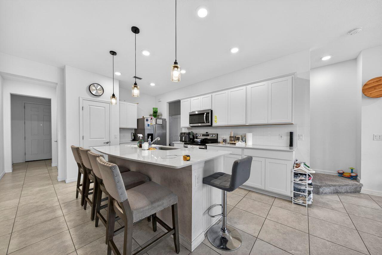 PALMYRA ESTATES - Residential Lease