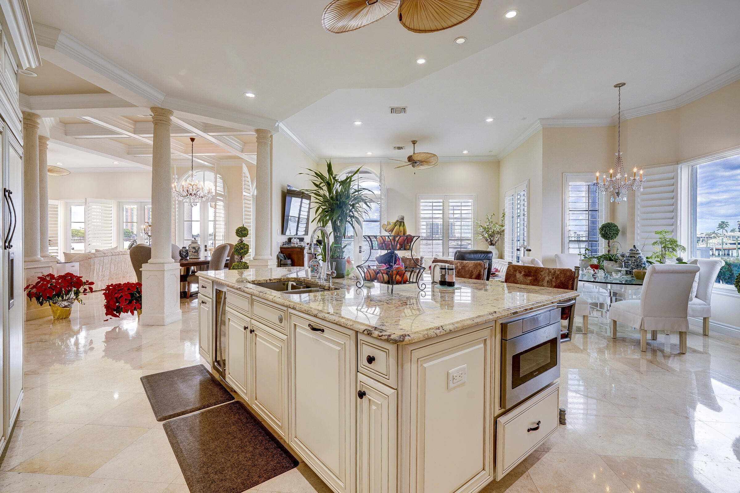 SOPHIA SENECA ESTATES - Residential