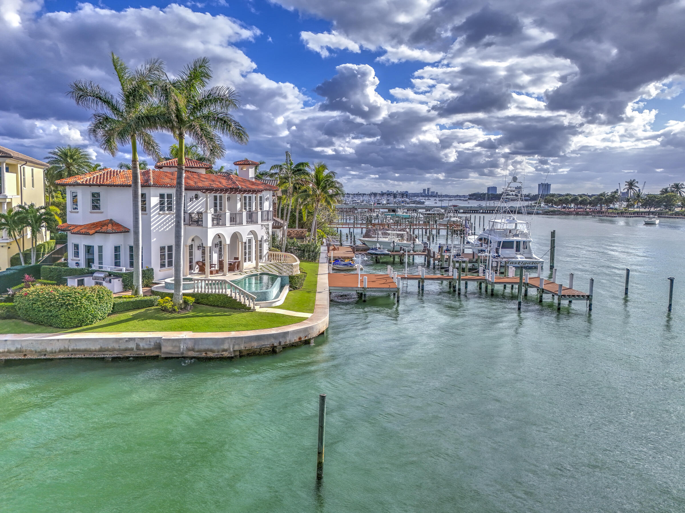 SOPHIA SENECA ESTATES - Residential
