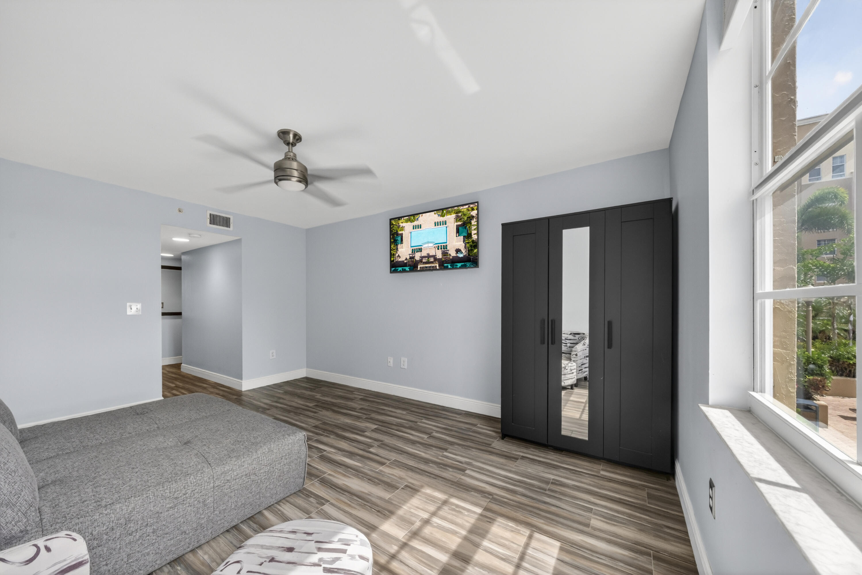 LAS OLAS BY THE RIVER CONDO - Residential