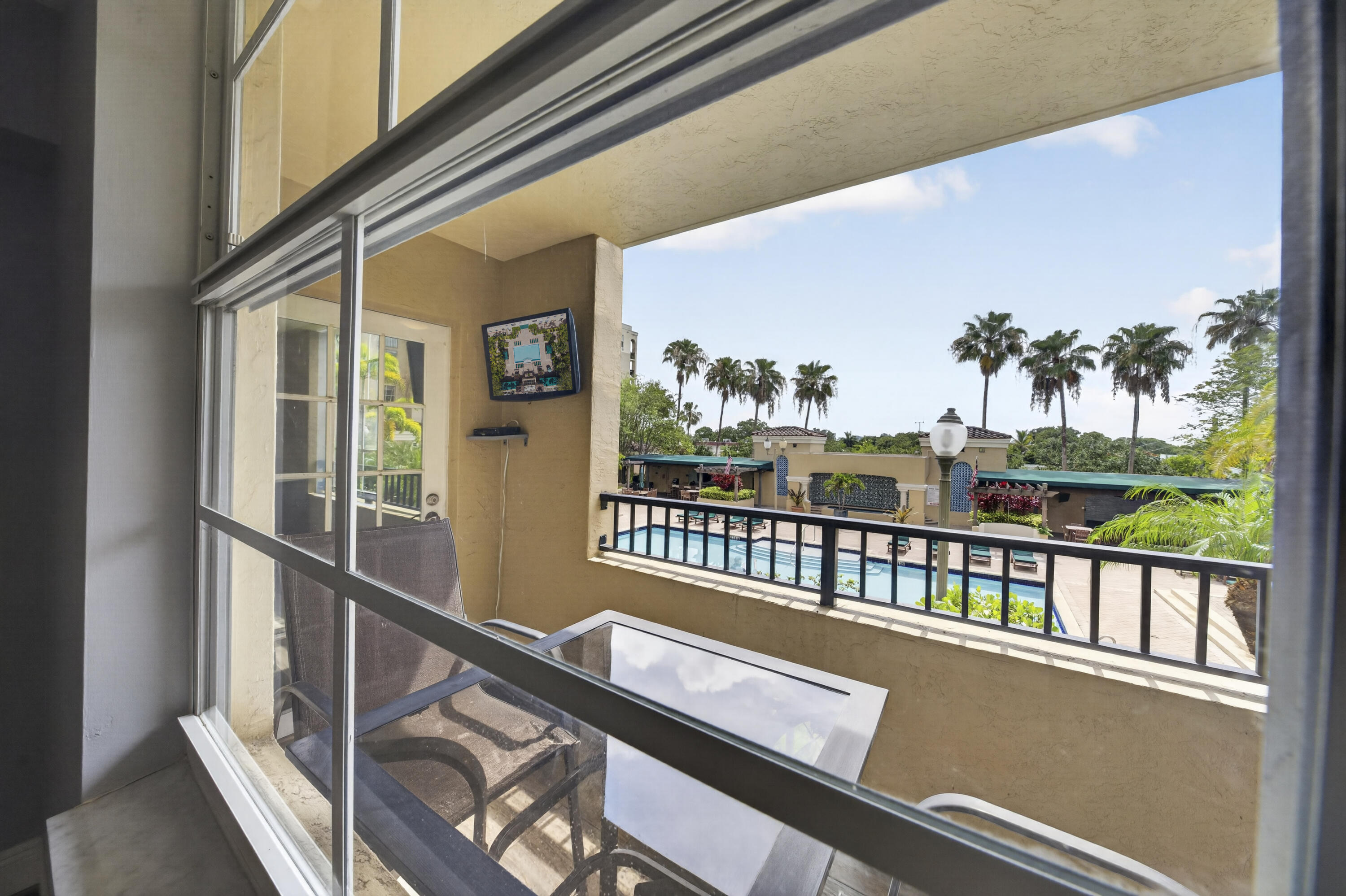 LAS OLAS BY THE RIVER CONDO - Residential