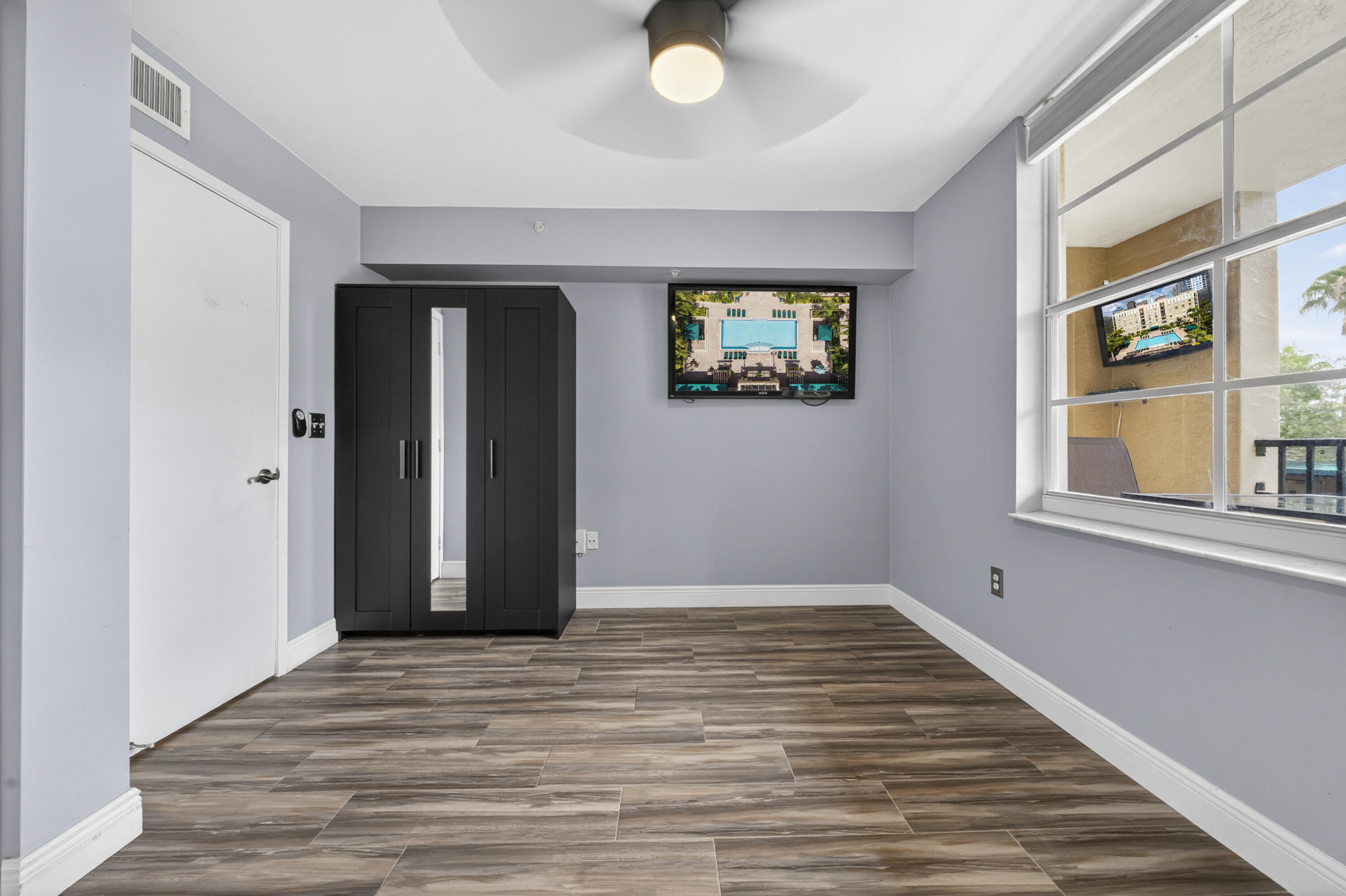 LAS OLAS BY THE RIVER CONDO - Residential