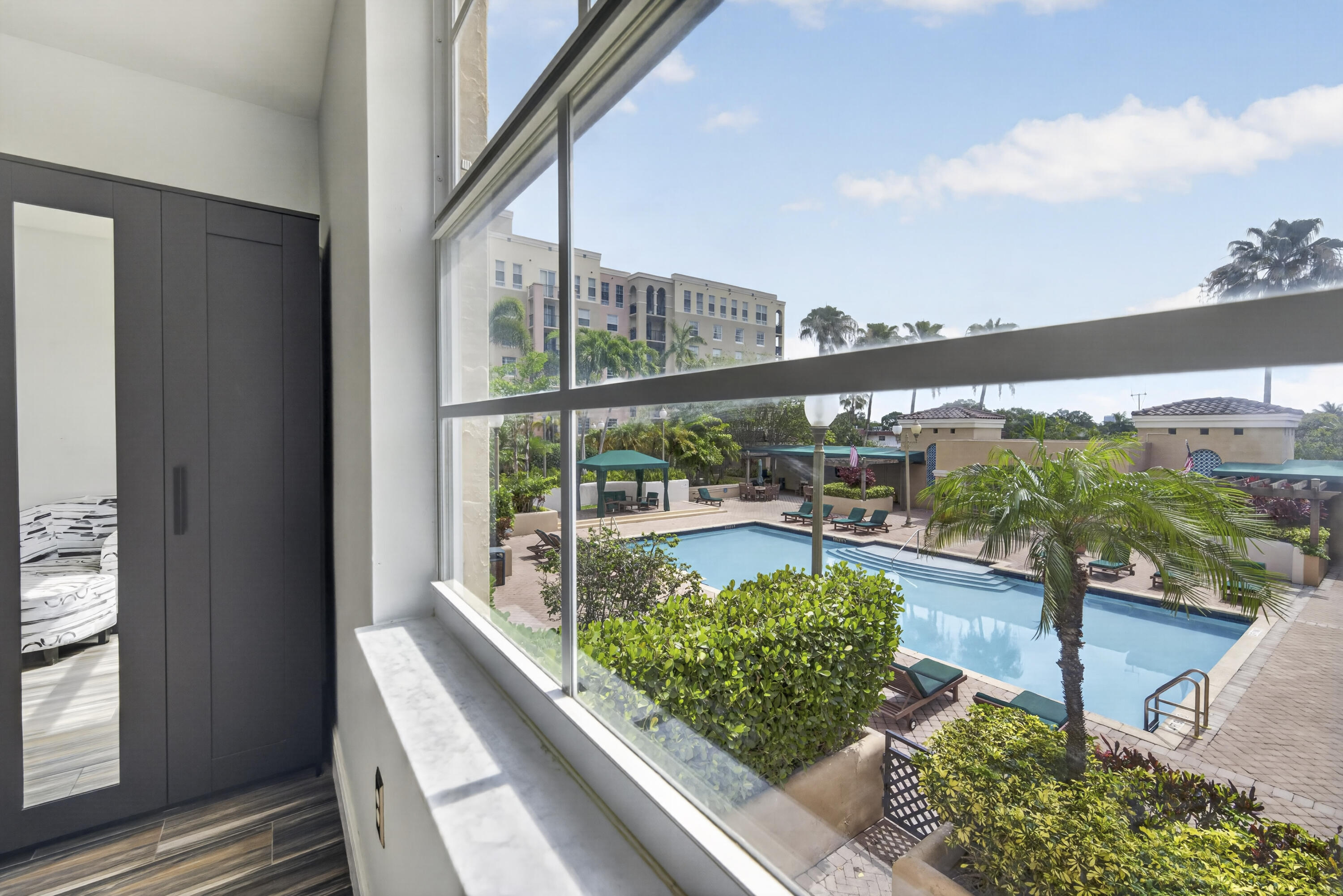 LAS OLAS BY THE RIVER CONDO - Residential